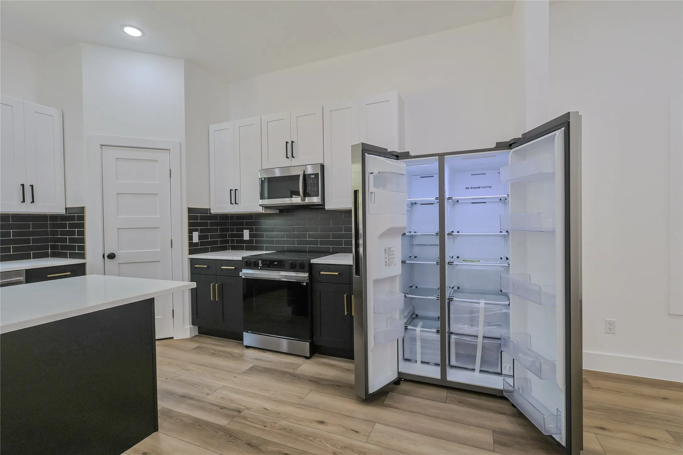 Single Family Residence For Rent in Ellis County , 609 N Getzendaner Avenue, Waxahachie, Texas 75165, 3 Bedroom, 2 Bathroom, 1 Garage spaces, 1,320 Sqft, built in 2026, mls#21379197, Real Estate Agent in Waxahachie, Homes For Rent in Ellis county, Homes For Rent in Waxahachie, Realtor in Waxahachie Texas, Real Estate Brokerage Independent Realty Texas, Luminita Cordes Realtor