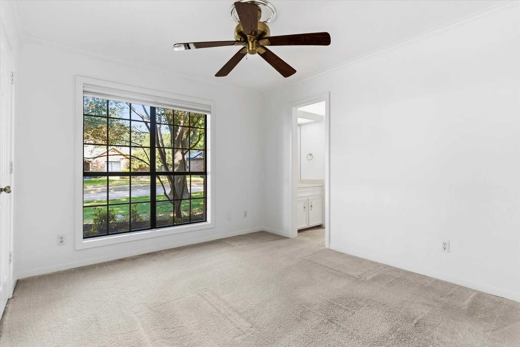 Single Family Residence For Sale in Collin County , 6604 Garfield Drive, Plano, Texas 75023, 4 Bedroom, 4 Bathroom, 2 Garage spaces, 2,803 Sqft, built in 1983, mls#21379157, Real Estate Agent in Plano, Homes For Sale in Collin county, Homes For Sale in Plano, Realtor in Plano Texas, Real Estate Brokerage Independent Realty Texas, Luminita Cordes Realtor