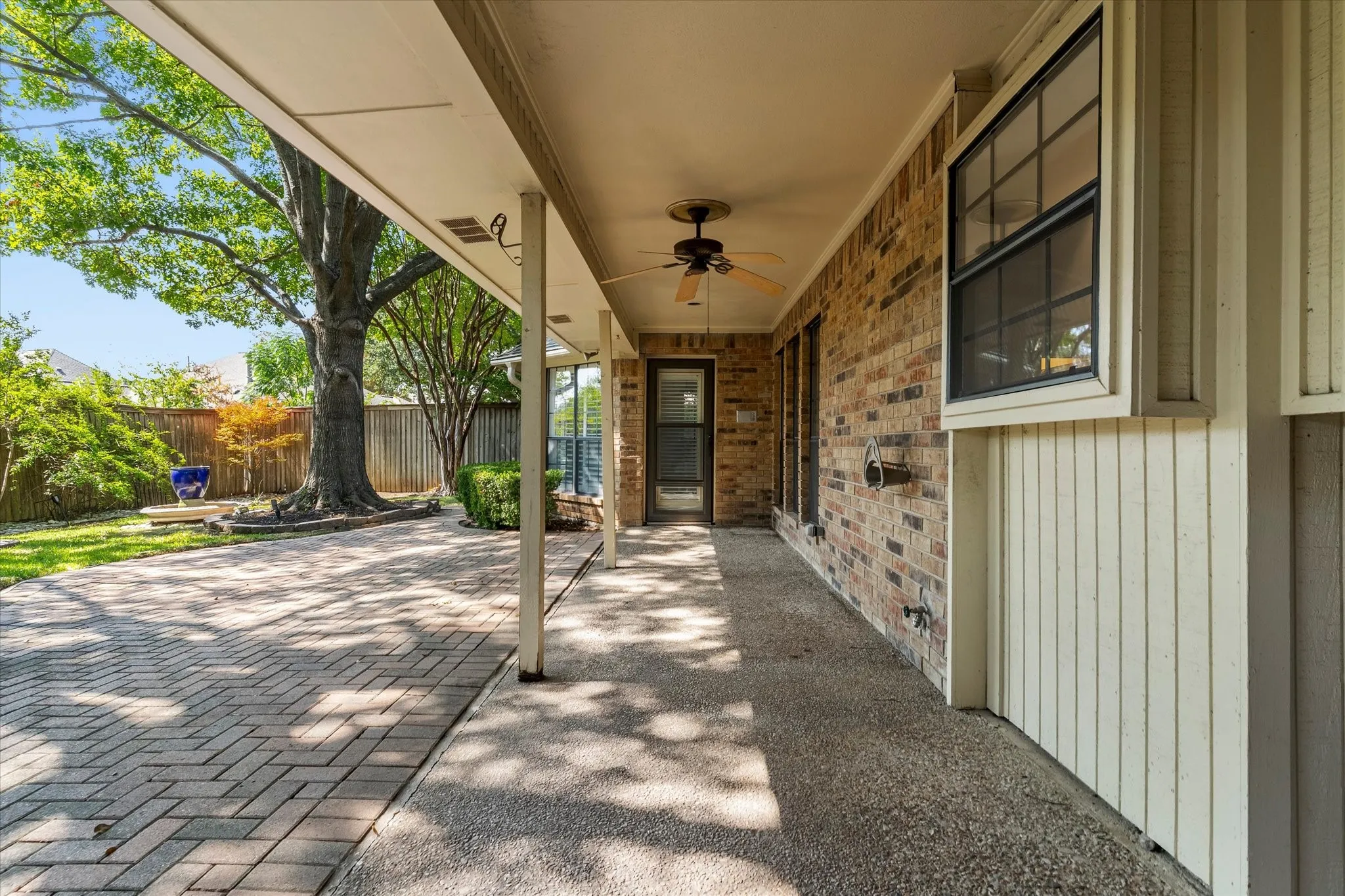 Single Family Residence For Sale in Collin County , 6604 Garfield Drive, Plano, Texas 75023, 4 Bedroom, 4 Bathroom, 2 Garage spaces, 2,803 Sqft, built in 1983, mls#21379157, Real Estate Agent in Plano, Homes For Sale in Collin county, Homes For Sale in Plano, Realtor in Plano Texas, Real Estate Brokerage Independent Realty Texas, Luminita Cordes Realtor