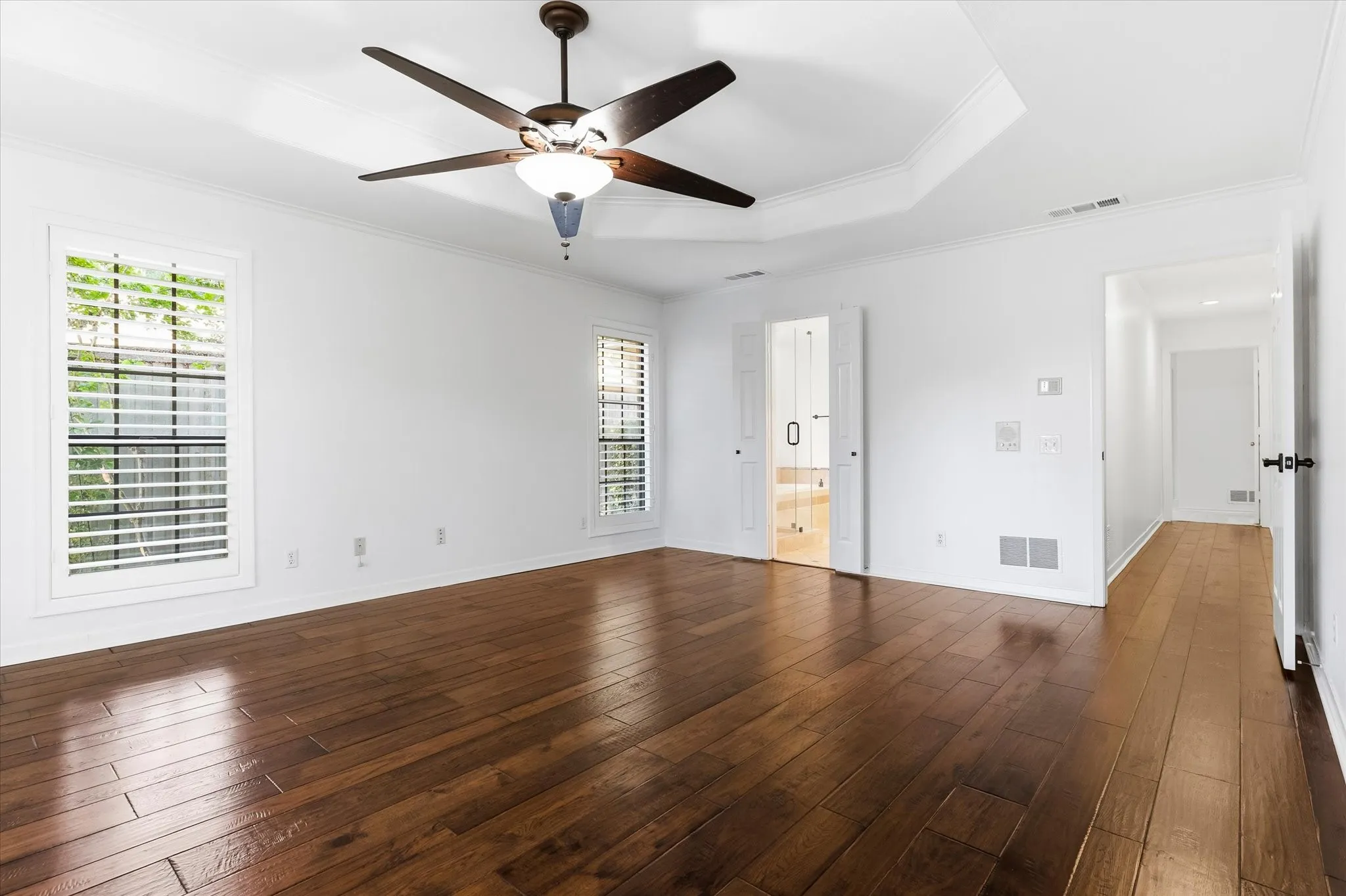 Single Family Residence For Sale in Collin County , 6604 Garfield Drive, Plano, Texas 75023, 4 Bedroom, 4 Bathroom, 2 Garage spaces, 2,803 Sqft, built in 1983, mls#21379157, Real Estate Agent in Plano, Homes For Sale in Collin county, Homes For Sale in Plano, Realtor in Plano Texas, Real Estate Brokerage Independent Realty Texas, Luminita Cordes Realtor