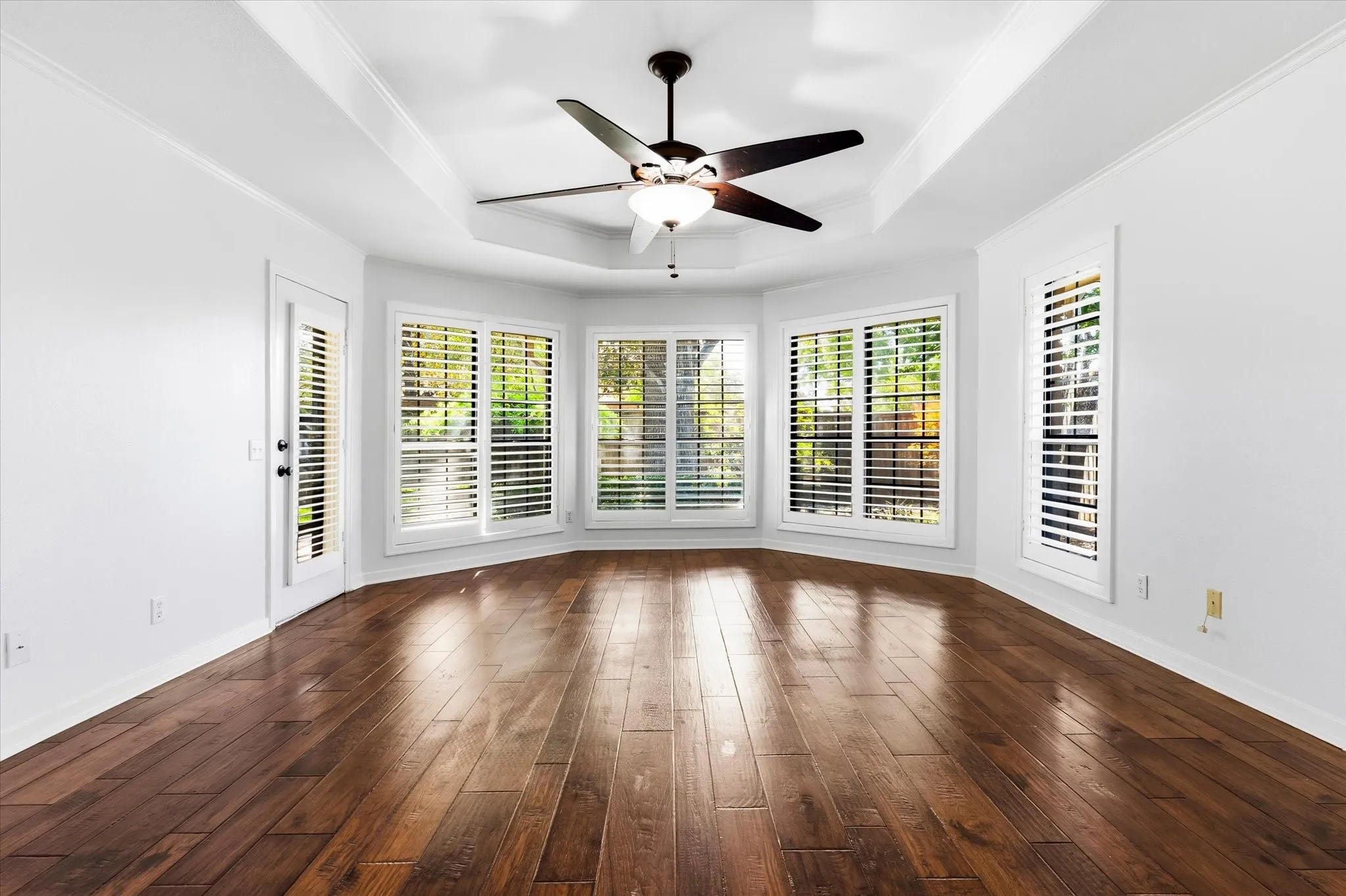 Single Family Residence For Sale in Collin County , 6604 Garfield Drive, Plano, Texas 75023, 4 Bedroom, 4 Bathroom, 2 Garage spaces, 2,803 Sqft, built in 1983, mls#21379157, Real Estate Agent in Plano, Homes For Sale in Collin county, Homes For Sale in Plano, Realtor in Plano Texas, Real Estate Brokerage Independent Realty Texas, Luminita Cordes Realtor