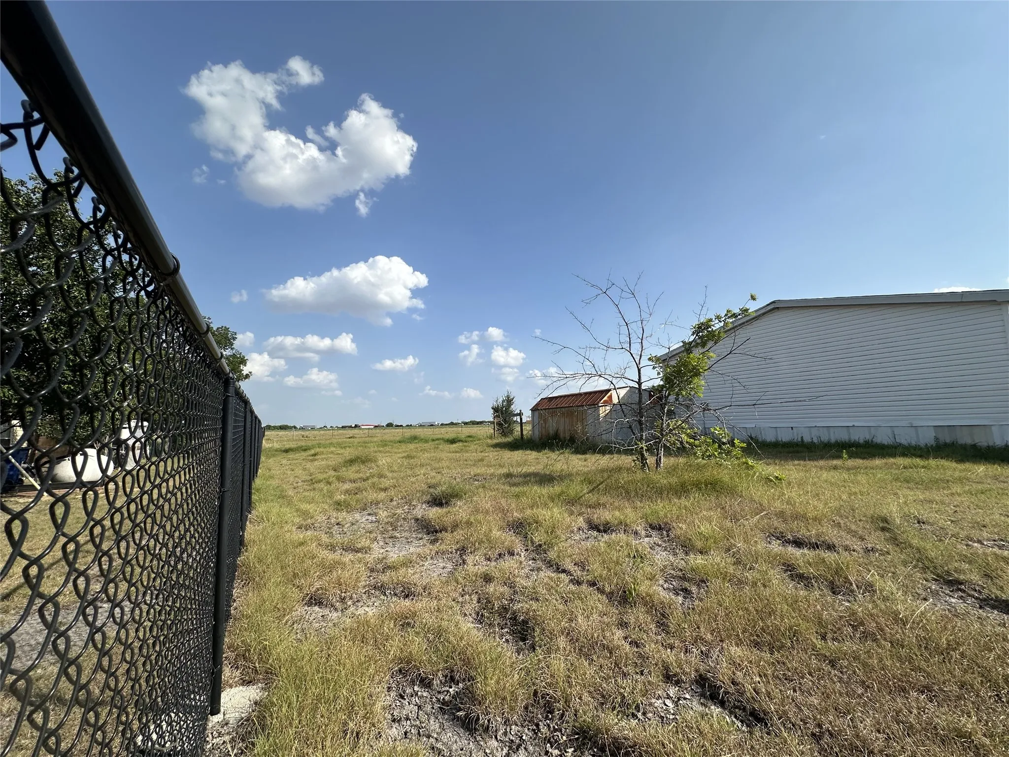 Mobile Home For Sale in Kaufman County , 7099 Terry Lea Lane, Forney, Texas 75126, 2 Bedroom, 2 Bathroom, Garage spaces, 1,484 Sqft, built in 2002, mls#21379196, Real Estate Agent in Forney, Homes For Sale in Kaufman county, Homes For Sale in Forney, Realtor in Forney Texas, Real Estate Brokerage Independent Realty Texas, Luminita Cordes Realtor