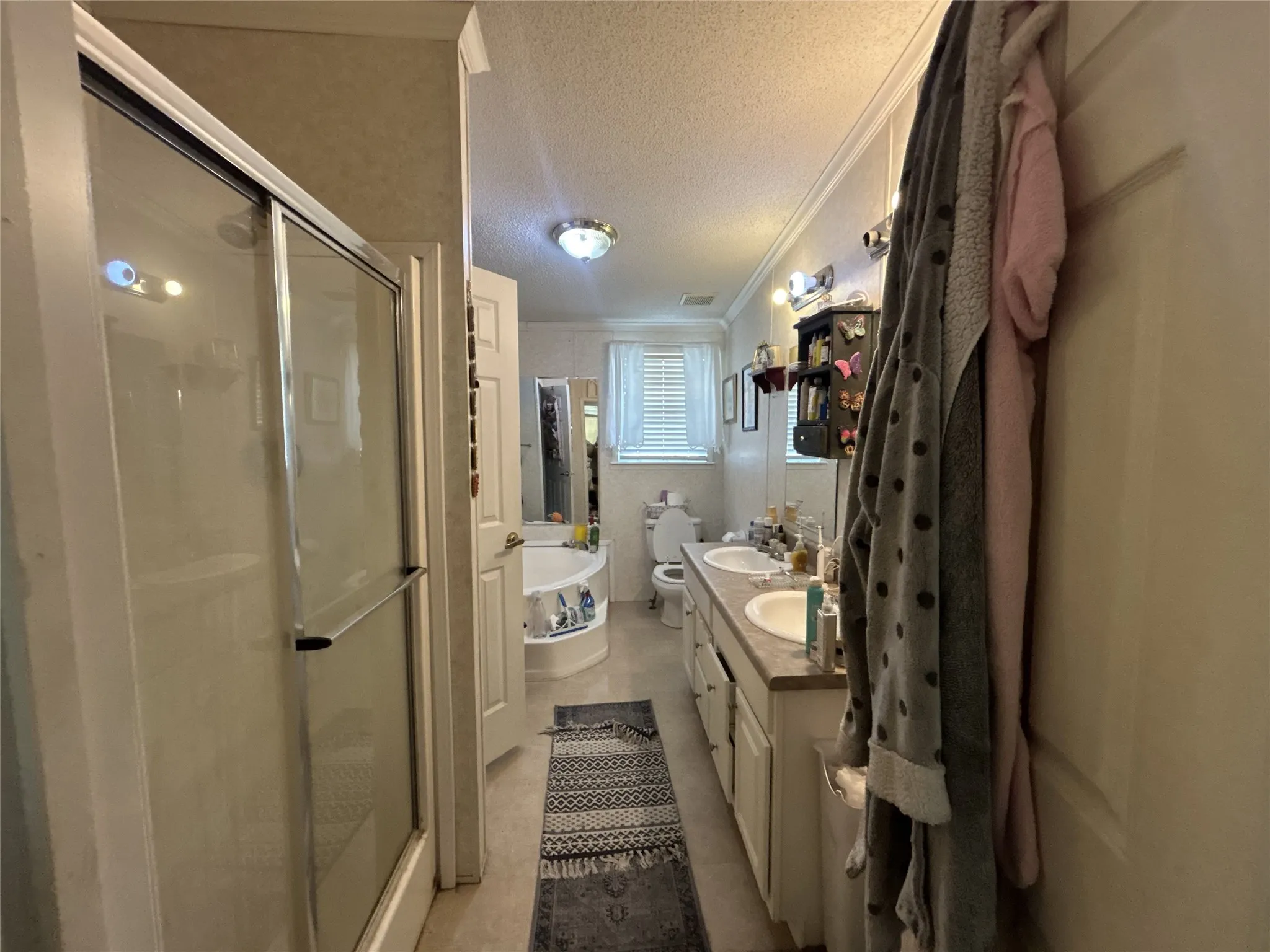 Mobile Home For Sale in Kaufman County , 7099 Terry Lea Lane, Forney, Texas 75126, 2 Bedroom, 2 Bathroom, Garage spaces, 1,484 Sqft, built in 2002, mls#21379196, Real Estate Agent in Forney, Homes For Sale in Kaufman county, Homes For Sale in Forney, Realtor in Forney Texas, Real Estate Brokerage Independent Realty Texas, Luminita Cordes Realtor
