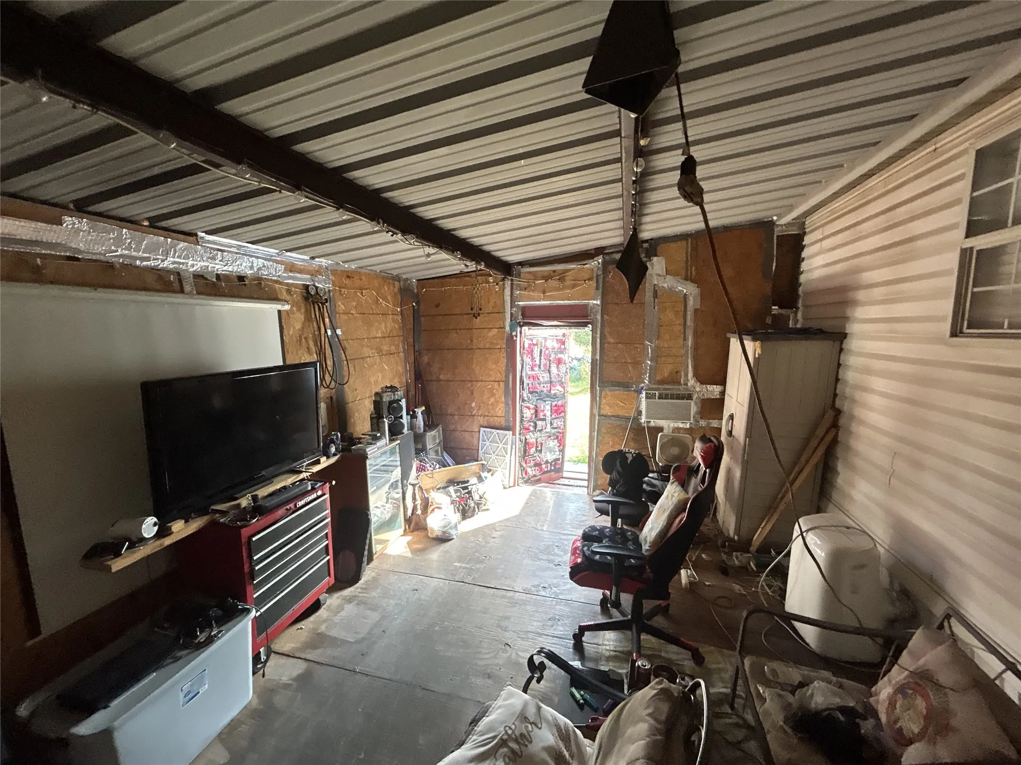 Mobile Home For Sale in Kaufman County , 7099 Terry Lea Lane, Forney, Texas 75126, 2 Bedroom, 2 Bathroom, Garage spaces, 1,484 Sqft, built in 2002, mls#21379196, Real Estate Agent in Forney, Homes For Sale in Kaufman county, Homes For Sale in Forney, Realtor in Forney Texas, Real Estate Brokerage Independent Realty Texas, Luminita Cordes Realtor