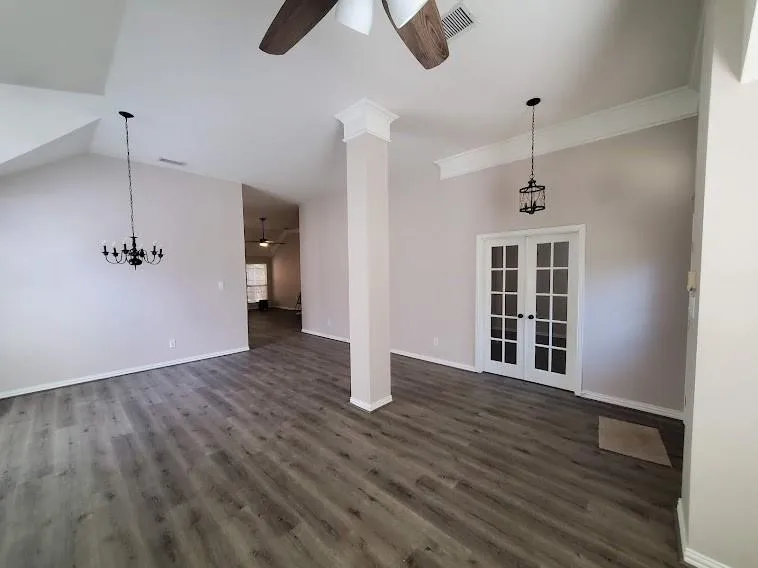 Single Family Residence For Rent in Collin County , 5004 Enclave Court, Mc Kinney, Texas 75072, 3 Bedroom, 2 Bathroom, 2 Garage spaces, 2,029 Sqft, built in 1997, mls#21378742, Real Estate Agent in Mc Kinney, Homes For Rent in Collin county, Homes For Rent in Mc Kinney, Realtor in Mc Kinney Texas, Real Estate Brokerage Independent Realty Texas, Luminita Cordes Realtor