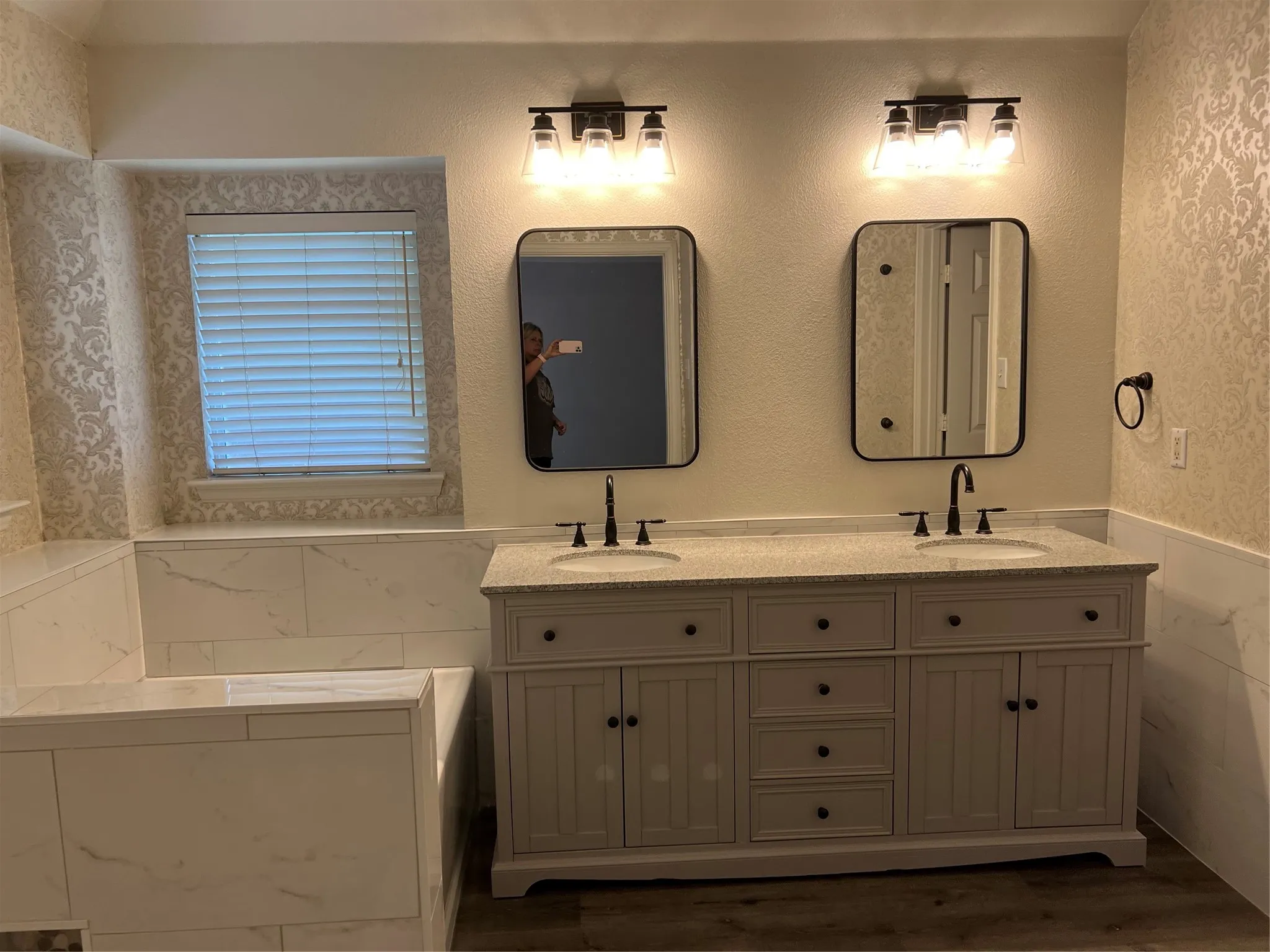 Single Family Residence For Rent in Collin County , 5004 Enclave Court, Mc Kinney, Texas 75072, 3 Bedroom, 2 Bathroom, 2 Garage spaces, 2,029 Sqft, built in 1997, mls#21378742, Real Estate Agent in Mc Kinney, Homes For Rent in Collin county, Homes For Rent in Mc Kinney, Realtor in Mc Kinney Texas, Real Estate Brokerage Independent Realty Texas, Luminita Cordes Realtor