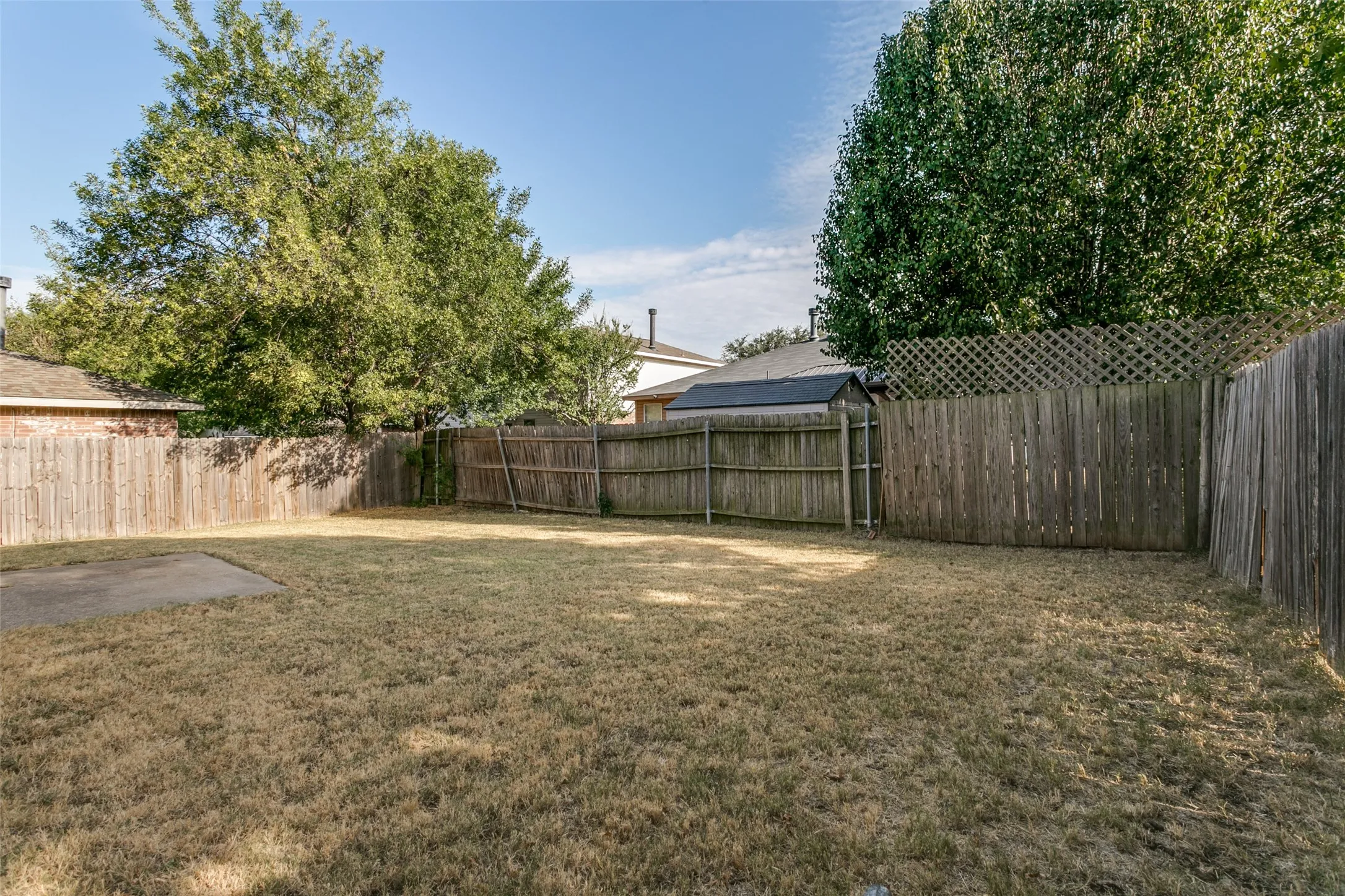 Single Family Residence For Sale in Tarrant County , 3925 Stonewick Court, Fort Worth, Texas 76123, 4 Bedroom, 3 Bathroom, 2 Garage spaces, 2,644 Sqft, built in 1999, mls#21356467, Real Estate Agent in Fort Worth, Homes For Sale in Tarrant county, Homes For Sale in Fort Worth, Realtor in Fort Worth Texas, Real Estate Brokerage Independent Realty Texas, Luminita Cordes Realtor