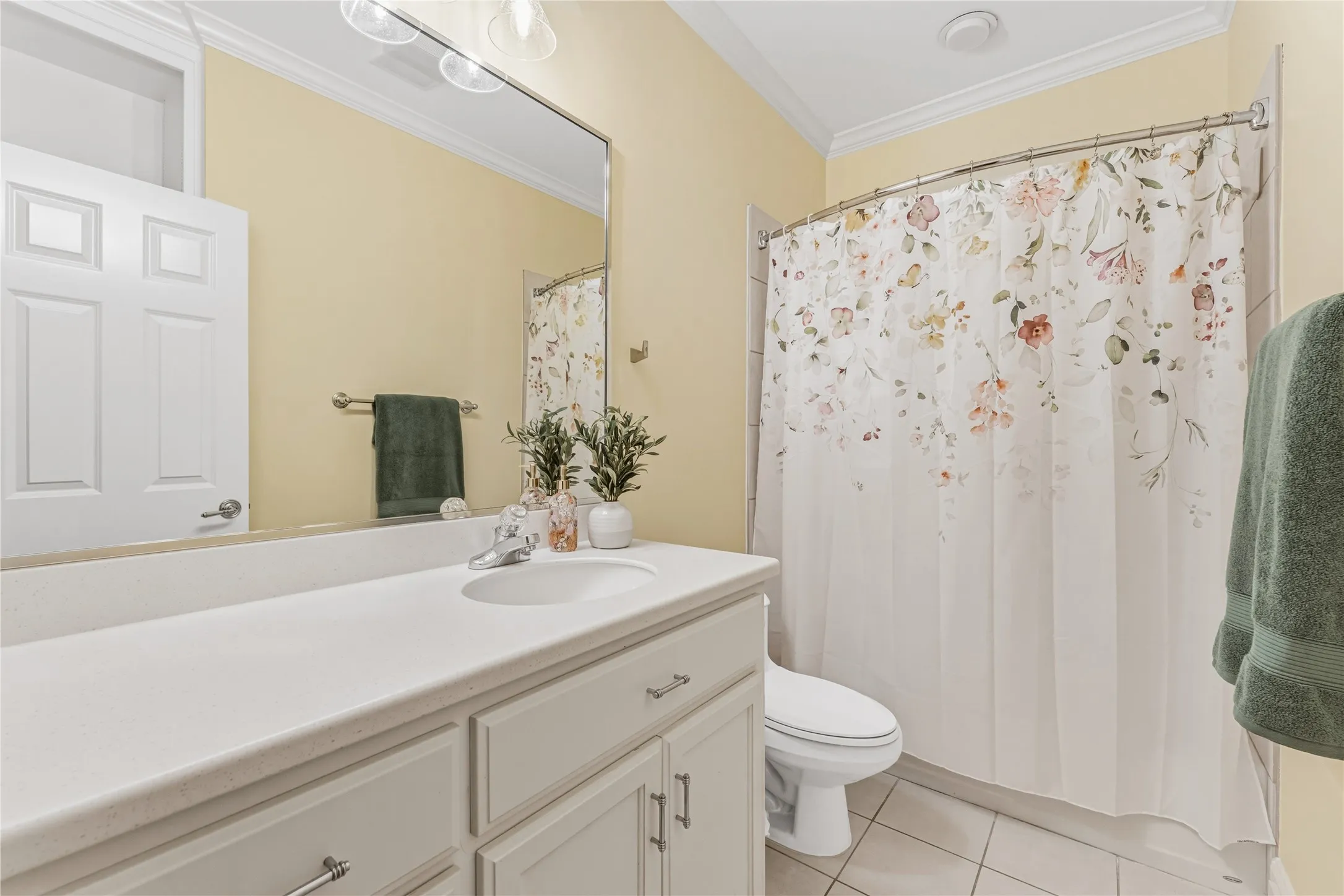 Single Family Residence For Rent in Mc Lennan County , 3201 Edward Drive, Waco, Texas 76708, 4 Bedroom, 4 Bathroom, 3 Garage spaces, 3,525 Sqft, built in 2004, mls#21379212, Real Estate Agent in Waco, Homes For Rent in Mc Lennan county, Homes For Rent in Waco, Realtor in Waco Texas, Real Estate Brokerage Independent Realty Texas, Luminita Cordes Realtor