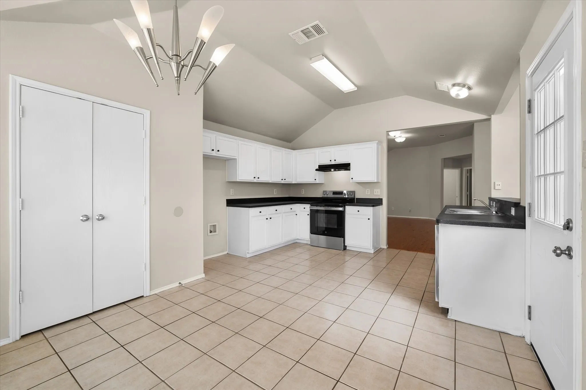 Kitchen with pantry and breakfast area