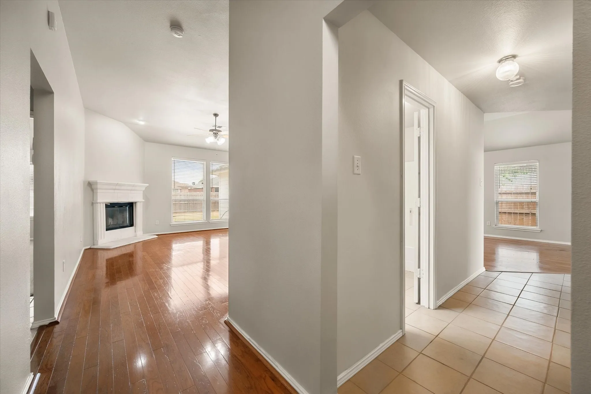 Single Family Residence For Sale in Johnson County , 1017 Caleb Street, Burleson, Texas 76028, 3 Bedroom, 2 Bathroom, 2 Garage spaces, 1,959 Sqft, built in 2002, mls#21378273, Real Estate Agent in Burleson, Homes For Sale in Johnson county, Homes For Sale in Burleson, Realtor in Burleson Texas, Real Estate Brokerage Independent Realty Texas, Luminita Cordes Realtor