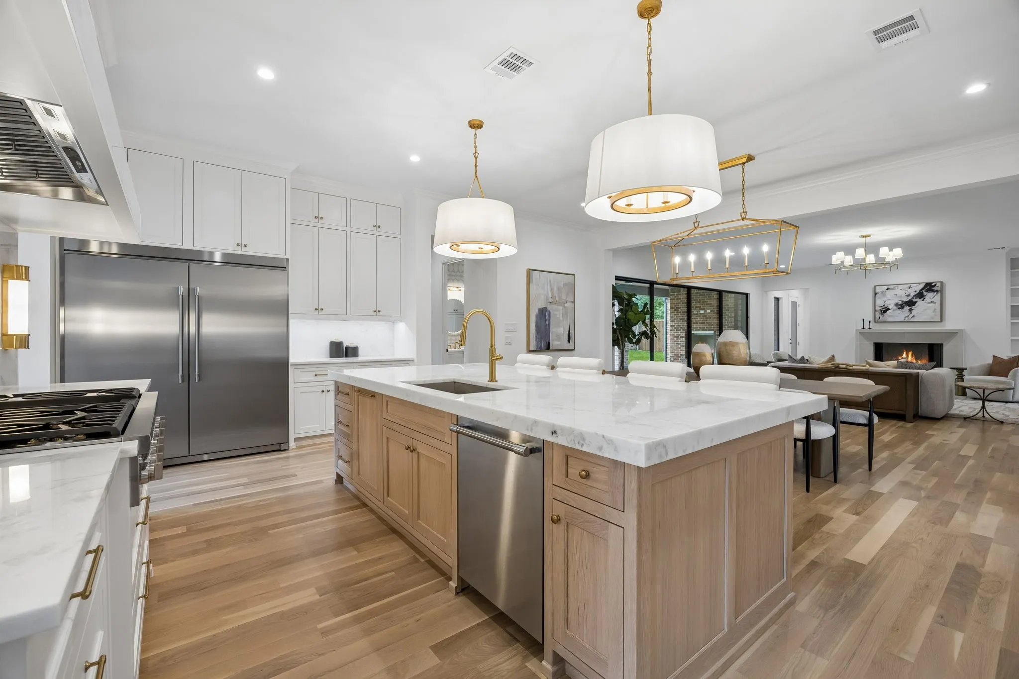 Single Family Residence For Sale in Dallas County , 10128 Coppedge Lane, Dallas, Texas 75229, 5 Bedroom, 8 Bathroom, 3 Garage spaces, 6,592 Sqft, built in 2025, mls#21379213, Real Estate Agent in Dallas, Homes For Sale in Dallas county, Homes For Sale in Dallas, Realtor in Dallas Texas, Real Estate Brokerage Independent Realty Texas, Luminita Cordes Realtor