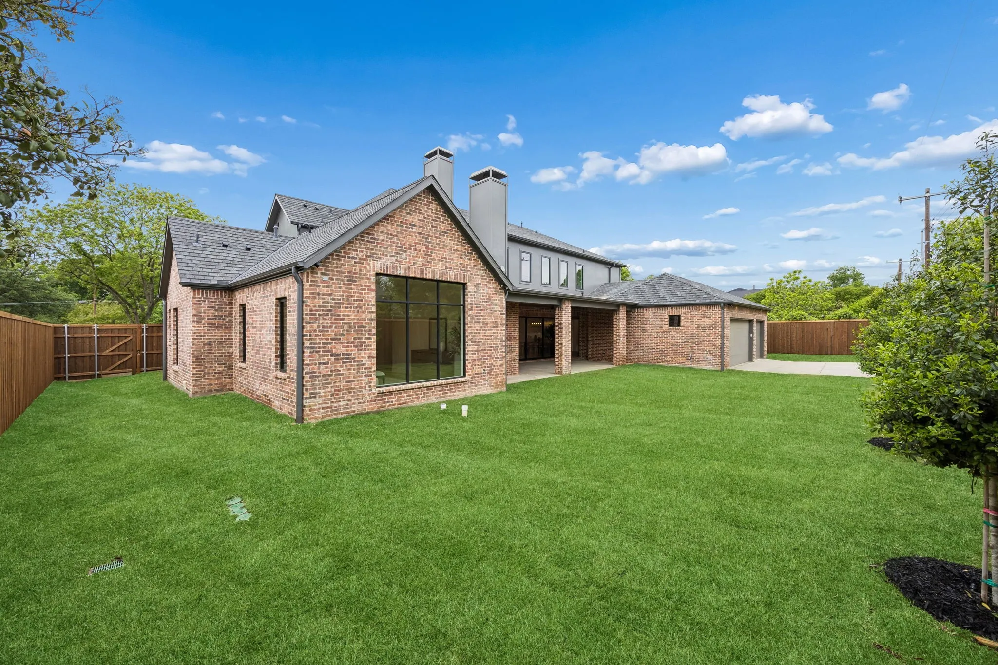 Single Family Residence For Sale in Dallas County , 10128 Coppedge Lane, Dallas, Texas 75229, 5 Bedroom, 8 Bathroom, 3 Garage spaces, 6,592 Sqft, built in 2025, mls#21379213, Real Estate Agent in Dallas, Homes For Sale in Dallas county, Homes For Sale in Dallas, Realtor in Dallas Texas, Real Estate Brokerage Independent Realty Texas, Luminita Cordes Realtor