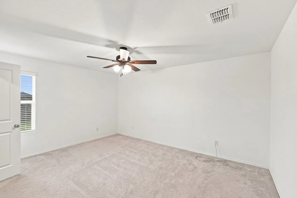 Single Family Residence For Rent in Kaufman County , 1706 Horizons Hill, Crandall, Texas 75114, 3 Bedroom, 2 Bathroom, 2 Garage spaces, 1,266 Sqft, built in 2023, mls#21378751, Real Estate Agent in Crandall, Homes For Rent in Kaufman county, Homes For Rent in Crandall, Realtor in Crandall Texas, Real Estate Brokerage Independent Realty Texas, Luminita Cordes Realtor
