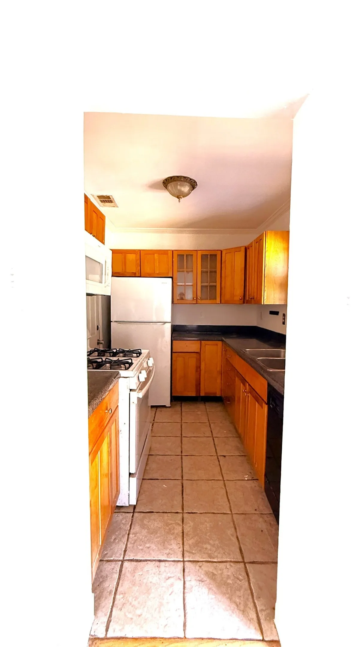 Single Family Residence For Rent in Dallas County , 1219 W Avenue F, Garland, Texas 75040, 2 Bedroom, 1 Bathroom, 1 Garage spaces, 697 Sqft, built in 1950, mls#21379229, Real Estate Agent in Garland, Homes For Rent in Dallas county, Homes For Rent in Garland, Realtor in Garland Texas, Real Estate Brokerage Independent Realty Texas, Luminita Cordes Realtor