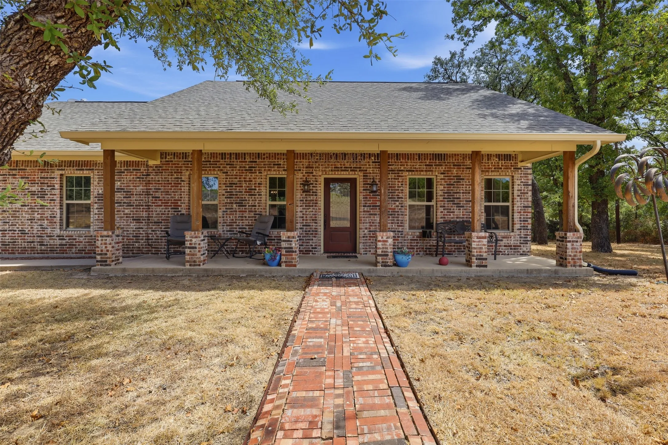 Single Family Residence For Sale in Parker County , 415 Adell Road, Weatherford, Texas 76088, 3 Bedroom, 2 Bathroom, 2 Garage spaces, 1,952 Sqft, built in 2016, mls#21379232, Real Estate Agent in Weatherford, Homes For Sale in Parker county, Homes For Sale in Weatherford, Realtor in Weatherford Texas, Real Estate Brokerage Independent Realty Texas, Luminita Cordes Realtor