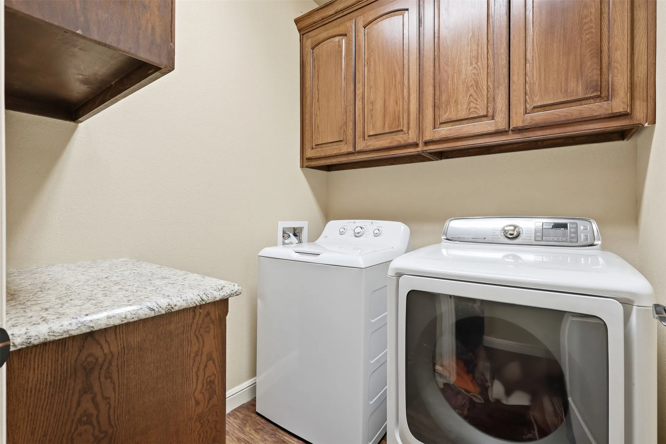 Single Family Residence For Sale in Parker County , 415 Adell Road, Weatherford, Texas 76088, 3 Bedroom, 2 Bathroom, 2 Garage spaces, 1,952 Sqft, built in 2016, mls#21379232, Real Estate Agent in Weatherford, Homes For Sale in Parker county, Homes For Sale in Weatherford, Realtor in Weatherford Texas, Real Estate Brokerage Independent Realty Texas, Luminita Cordes Realtor