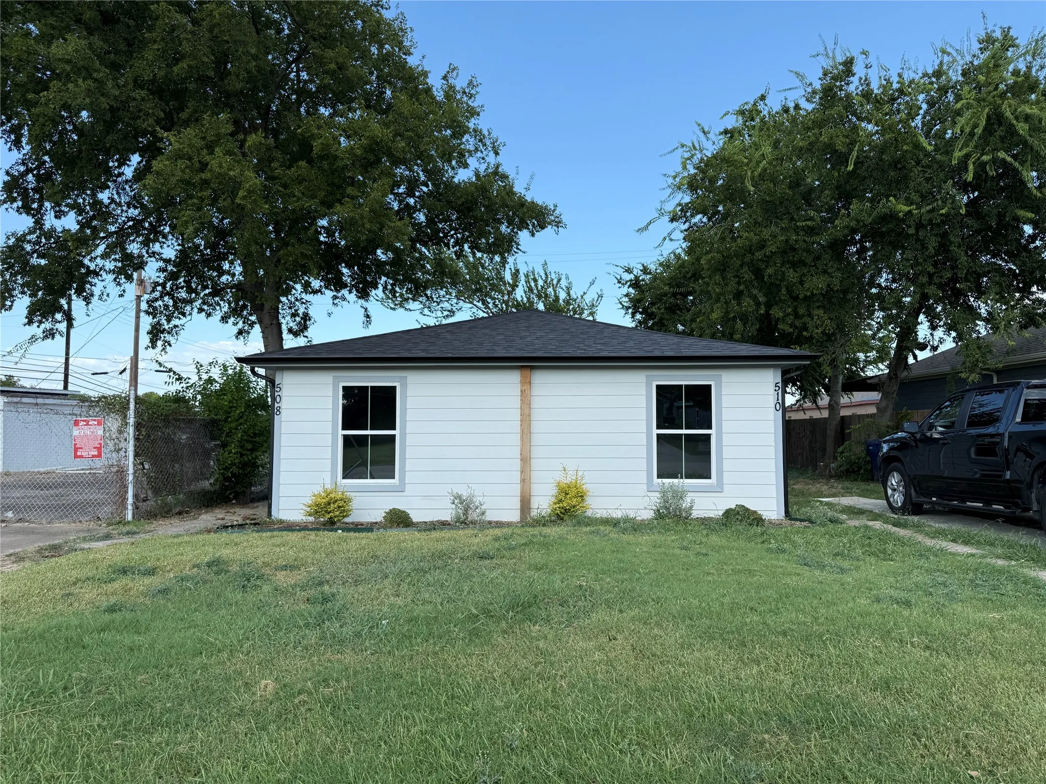 Duplex For Rent in Dallas County , 508 Ford Street, Garland, Texas 75040, 1 Bedroom, 1 Bathroom, Garage spaces, 792 Sqft, built in 1949, mls#21379238, Real Estate Agent in Garland, Homes For Rent in Dallas county, Homes For Rent in Garland, Realtor in Garland Texas, Real Estate Brokerage Independent Realty Texas, Luminita Cordes Realtor