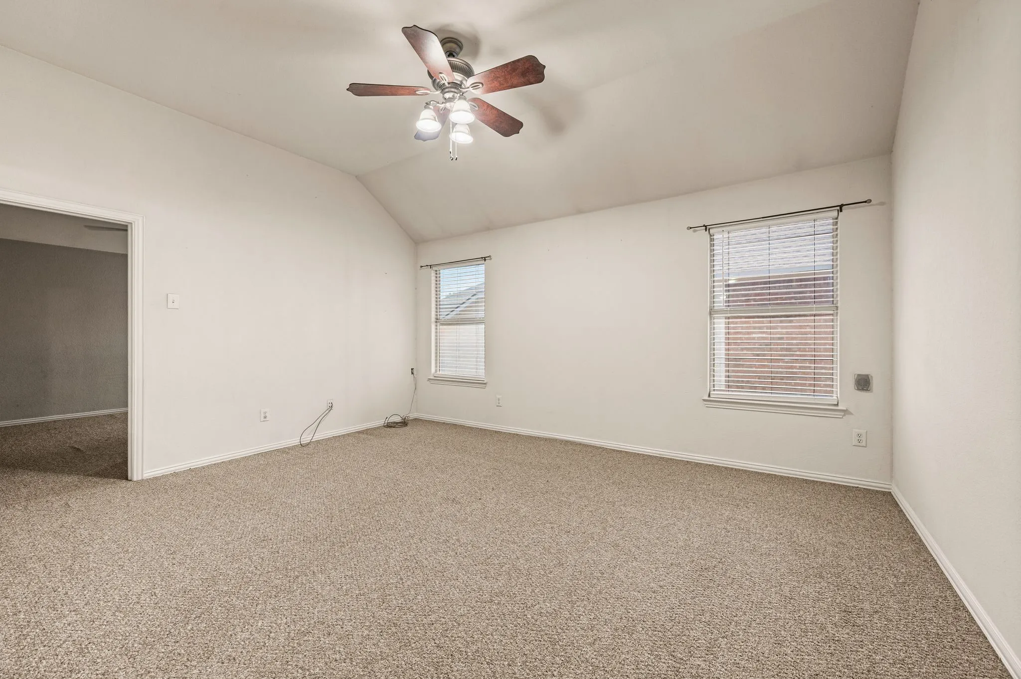 Single Family Residence For Sale in Tarrant County , 1417 White Ash Street, Saginaw, Texas 76131, 4 Bedroom, 3 Bathroom, 3 Garage spaces, 2,885 Sqft, built in 2003, mls#21378181, Real Estate Agent in Saginaw, Homes For Sale in Tarrant county, Homes For Sale in Saginaw, Realtor in Saginaw Texas, Real Estate Brokerage Independent Realty Texas, Luminita Cordes Realtor