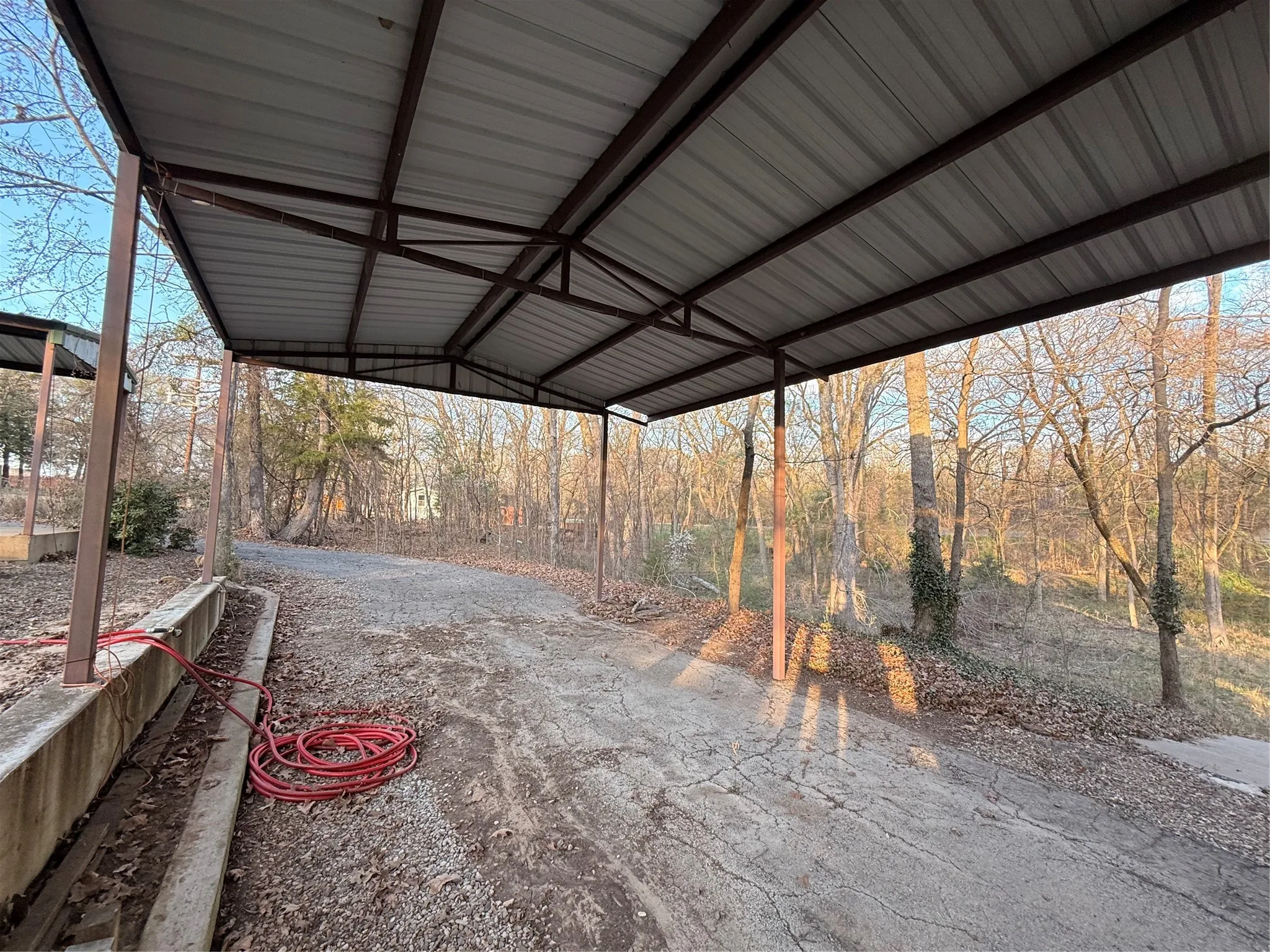 Manufactured Home For Sale in Wood County , 6435 FM 17 Lots 620-625, Yantis, Texas 75497, 1 Bedroom, 1 Bathroom, Garage spaces, 280 Sqft, built in 1998, mls#21379237, Real Estate Agent in Yantis, Homes For Sale in Wood county, Homes For Sale in Yantis, Realtor in Yantis Texas, Real Estate Brokerage Independent Realty Texas, Luminita Cordes Realtor