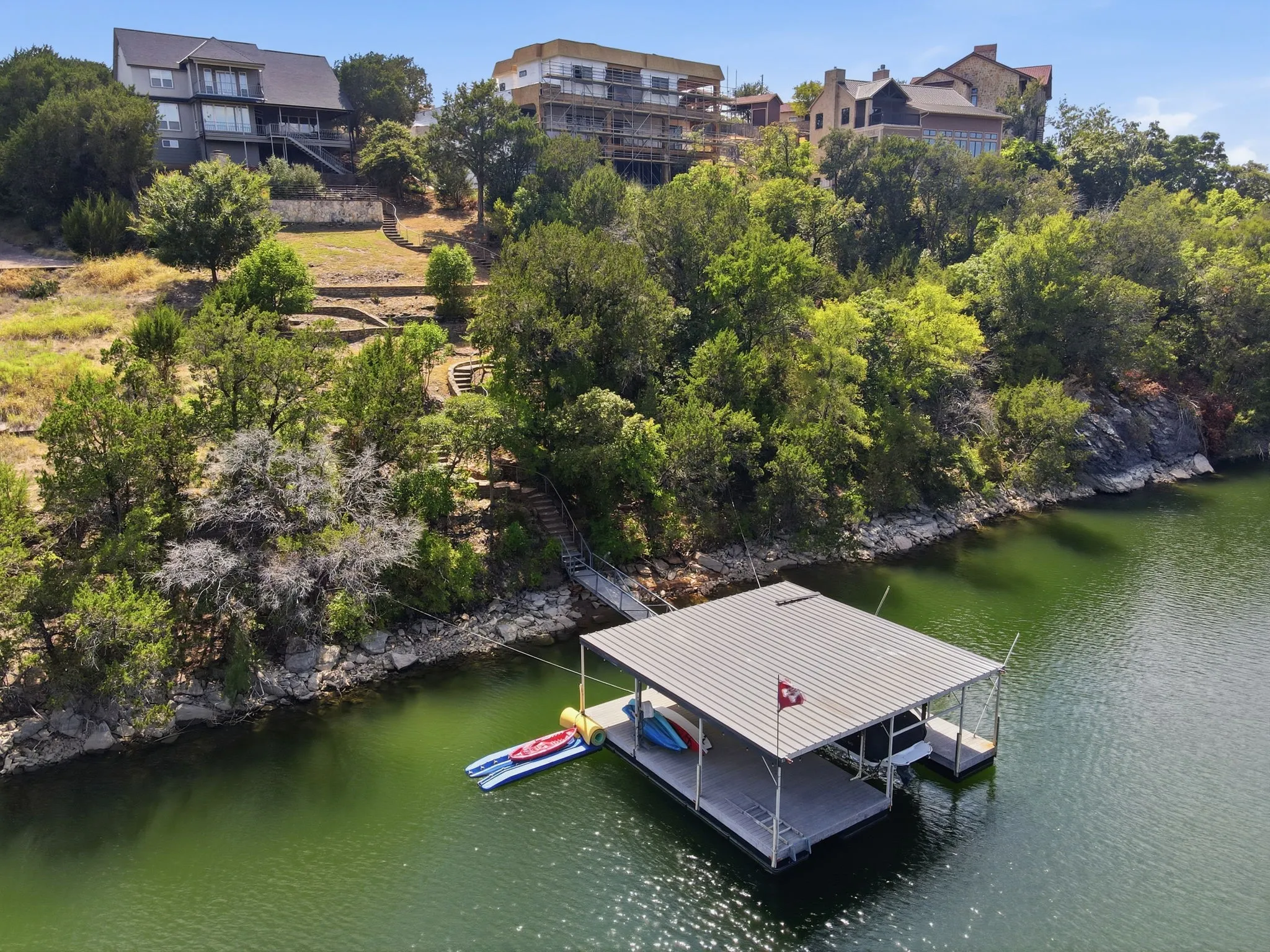 Single Family Residence For Sale in Palo Pinto County , 503 Neeleys Slough Drive, Possum Kingdom Lake, Texas 76449, 4 Bedroom, 3 Bathroom, Garage spaces, 2,338 Sqft, built in 2000, mls#21374415, Real Estate Agent in Possum Kingdom Lake, Homes For Sale in Palo Pinto county, Homes For Sale in Possum Kingdom Lake, Realtor in Possum Kingdom Lake Texas, Real Estate Brokerage Independent Realty Texas, Luminita Cordes Realtor