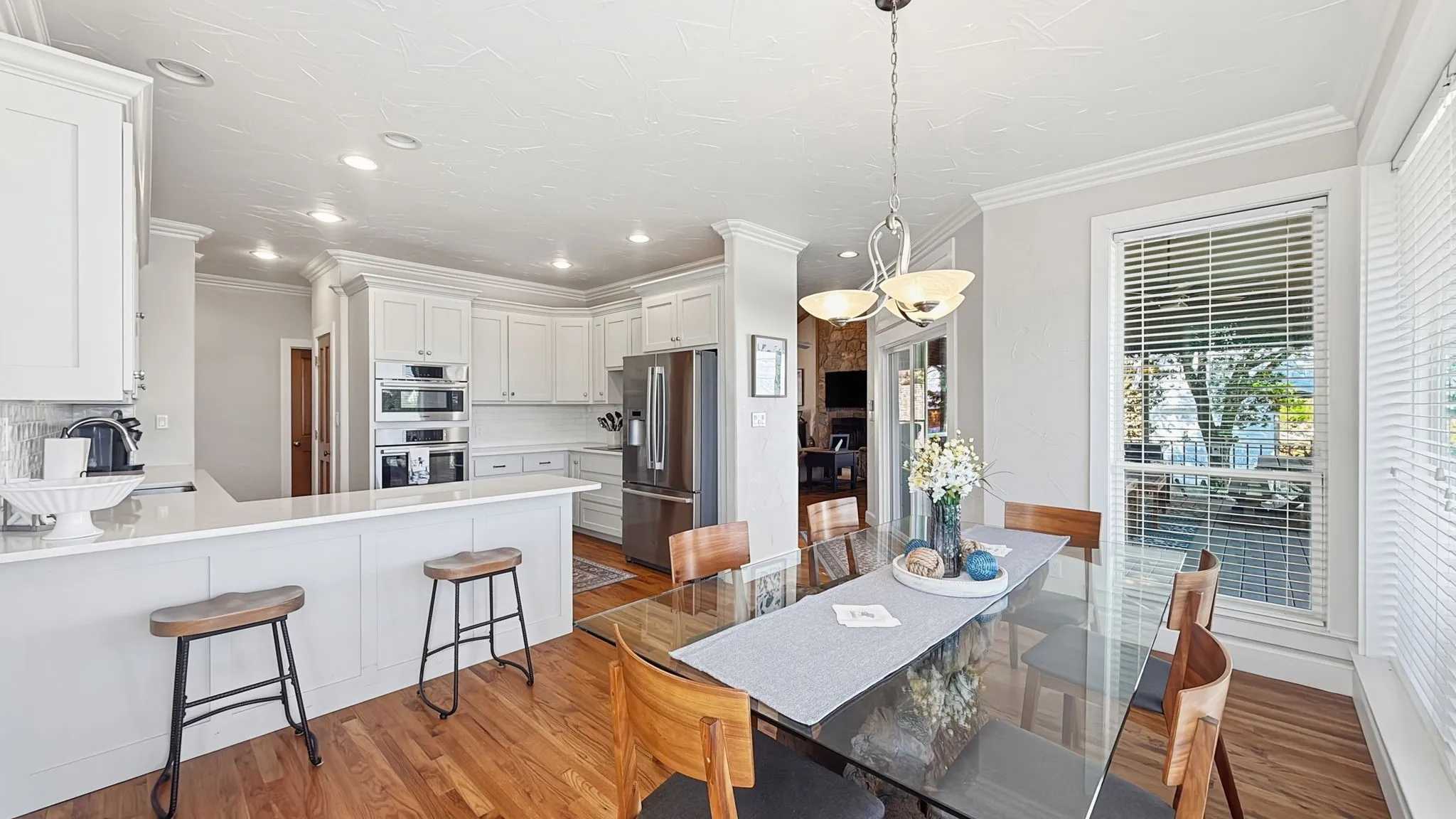 Single Family Residence For Sale in Palo Pinto County , 503 Neeleys Slough Drive, Possum Kingdom Lake, Texas 76449, 4 Bedroom, 3 Bathroom, Garage spaces, 2,338 Sqft, built in 2000, mls#21374415, Real Estate Agent in Possum Kingdom Lake, Homes For Sale in Palo Pinto county, Homes For Sale in Possum Kingdom Lake, Realtor in Possum Kingdom Lake Texas, Real Estate Brokerage Independent Realty Texas, Luminita Cordes Realtor