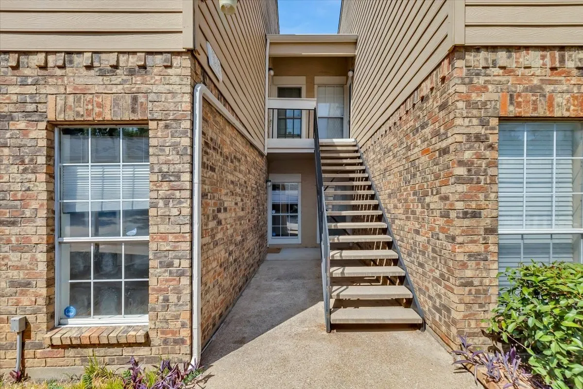 Condominium For Rent in Dallas County , 14277 Preston Road C315, Dallas, Texas 75254, 1 Bedroom, 1 Bathroom, Garage spaces, 709 Sqft, built in 1982, mls#21379246, Real Estate Agent in Dallas, Homes For Rent in Dallas county, Homes For Rent in Dallas, Realtor in Dallas Texas, Real Estate Brokerage Independent Realty Texas, Luminita Cordes Realtor