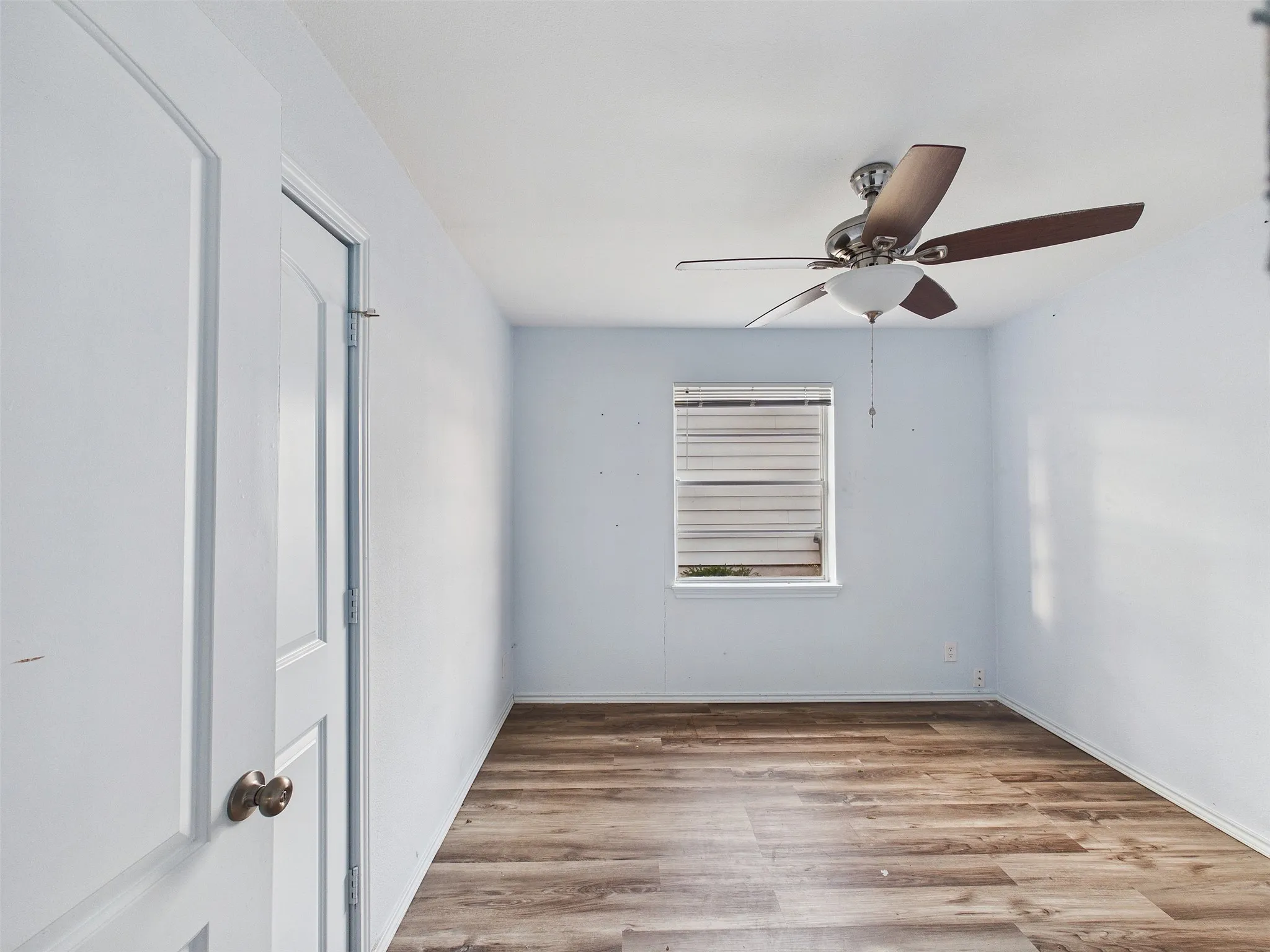 Single Family Residence For Sale in Dallas County , 4410 Harvey Drive, Mesquite, Texas 75150, 3 Bedroom, 2 Bathroom, Garage spaces, 1,442 Sqft, built in 1958, mls#21379129, Real Estate Agent in Mesquite, Homes For Sale in Dallas county, Homes For Sale in Mesquite, Realtor in Mesquite Texas, Real Estate Brokerage Independent Realty Texas, Luminita Cordes Realtor