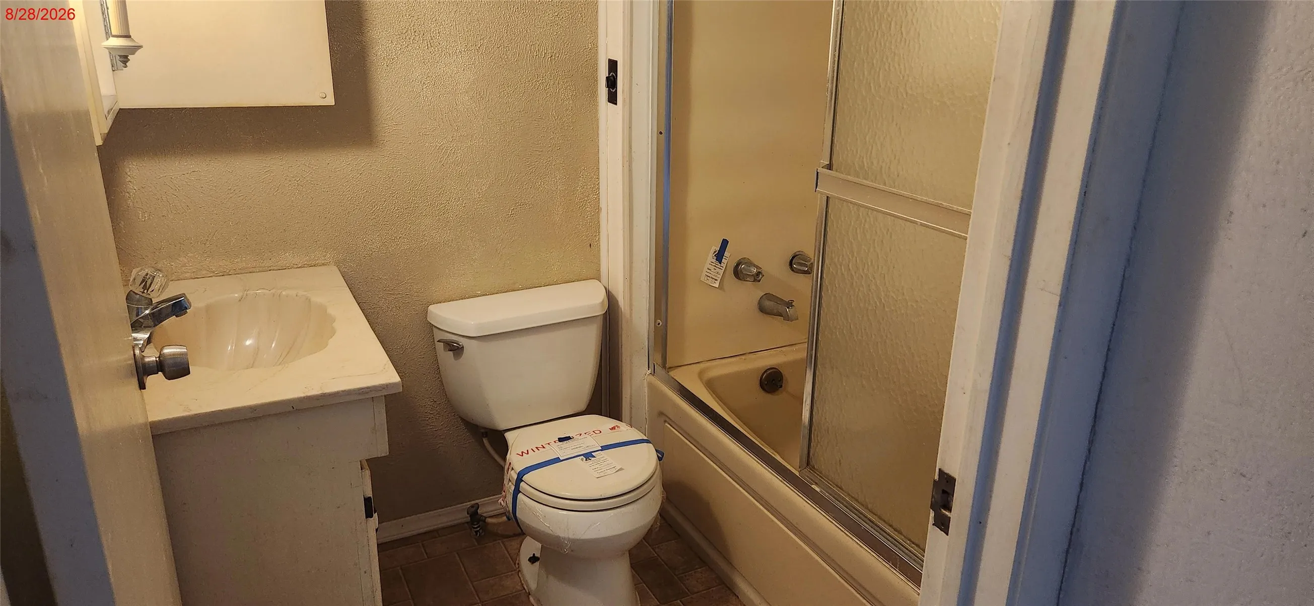 Single Family Residence For Sale in Henderson County , 6184 Cherokee Trail, Mabank, Texas 75156, 1 Bedroom, 1 Bathroom, Garage spaces, 920 Sqft, built in 1987, mls#21379248, Real Estate Agent in Mabank, Homes For Sale in Henderson county, Homes For Sale in Mabank, Realtor in Mabank Texas, Real Estate Brokerage Independent Realty Texas, Luminita Cordes Realtor