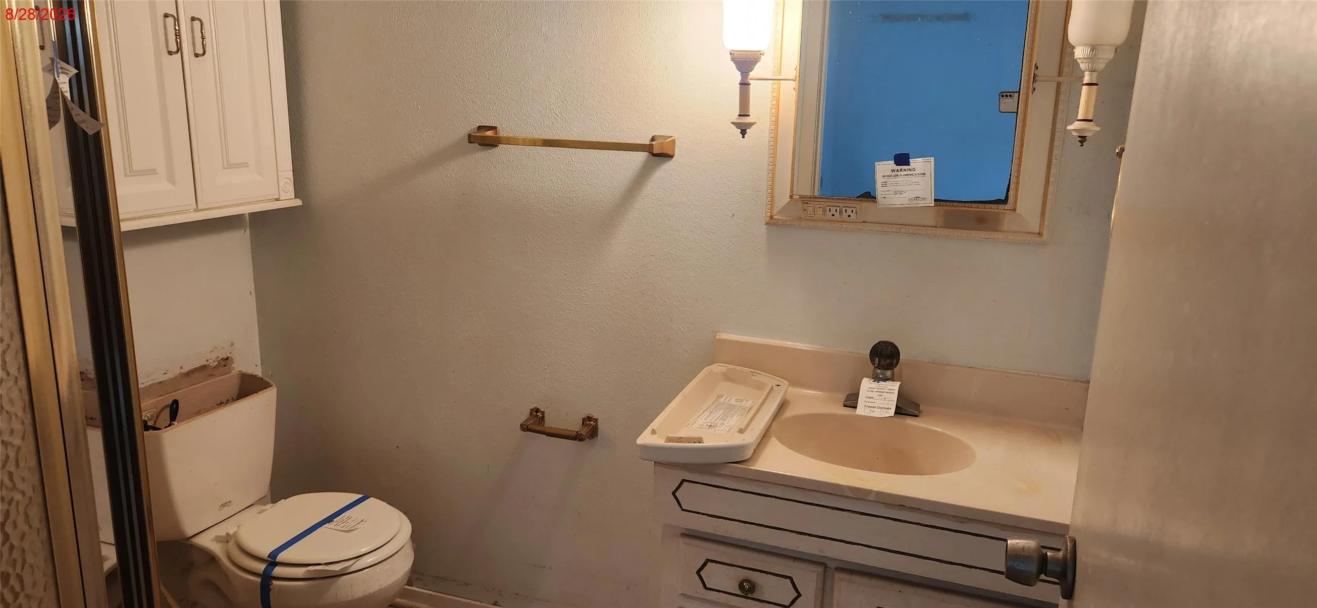 Single Family Residence For Sale in Henderson County , 6184 Cherokee Trail, Mabank, Texas 75156, 1 Bedroom, 1 Bathroom, Garage spaces, 920 Sqft, built in 1987, mls#21379248, Real Estate Agent in Mabank, Homes For Sale in Henderson county, Homes For Sale in Mabank, Realtor in Mabank Texas, Real Estate Brokerage Independent Realty Texas, Luminita Cordes Realtor