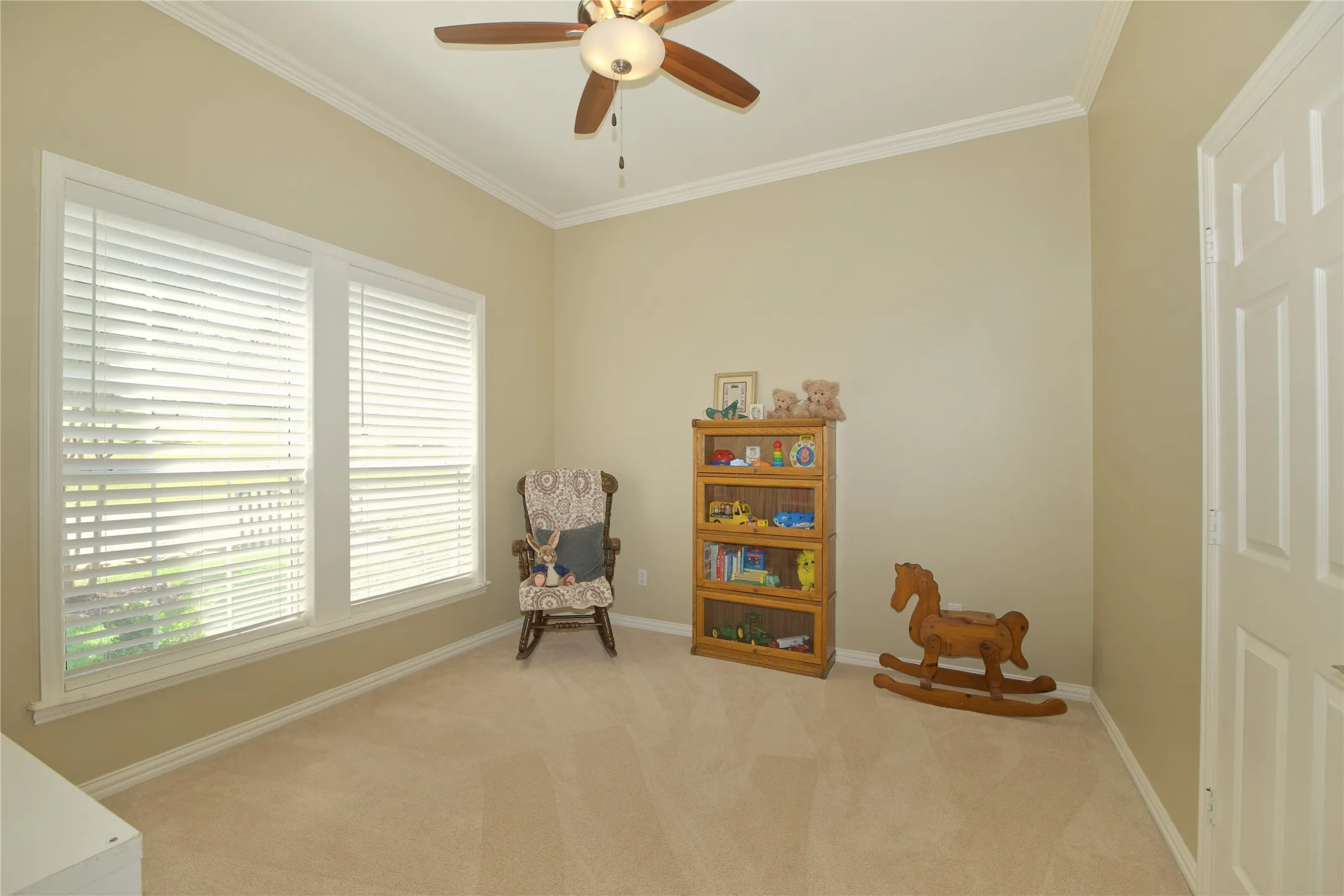 Single Family Residence For Sale in Cooke County , 301 Hillside Drive, Muenster, Texas 76252, 3 Bedroom, 3 Bathroom, 4 Garage spaces, 2,609 Sqft, built in 1999, mls#21377276, Real Estate Agent in Muenster, Homes For Sale in Cooke county, Homes For Sale in Muenster, Realtor in Muenster Texas, Real Estate Brokerage Independent Realty Texas, Luminita Cordes Realtor