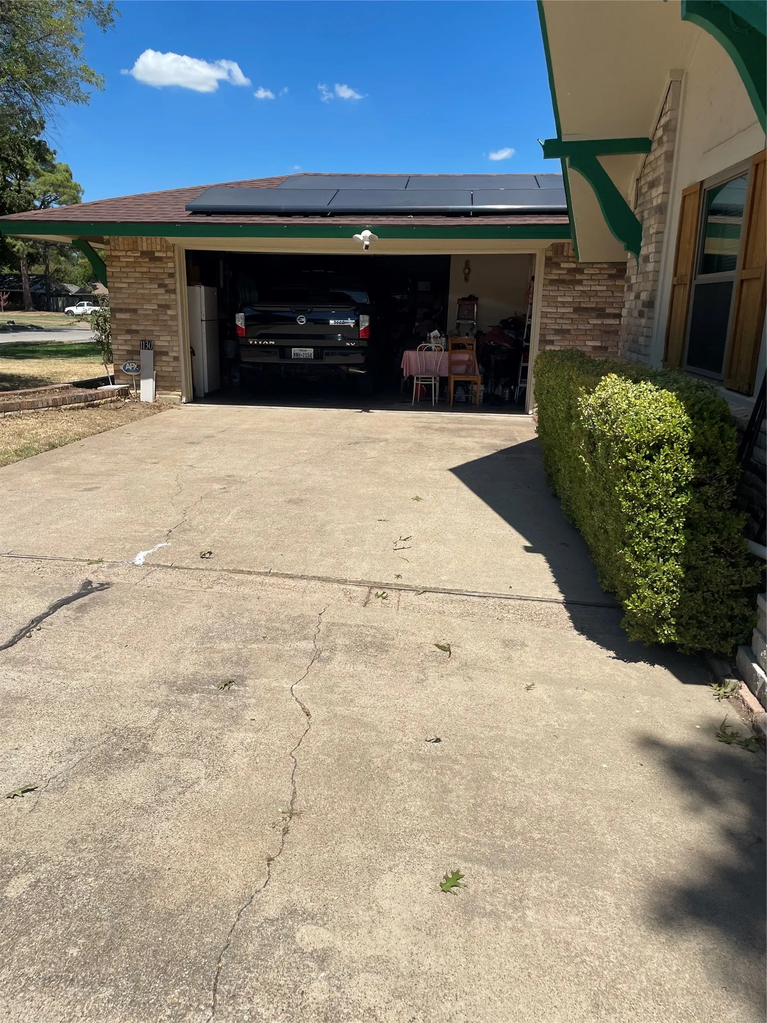Single Family Residence For Sale in Dallas County , 1130 Glenwick Lane, Irving, Texas 75060, 4 Bedroom, 2 Bathroom, 2 Garage spaces, 1,153 Sqft, built in 1960, mls#21378078, Real Estate Agent in Irving, Homes For Sale in Dallas county, Homes For Sale in Irving, Realtor in Irving Texas, Real Estate Brokerage Independent Realty Texas, Luminita Cordes Realtor