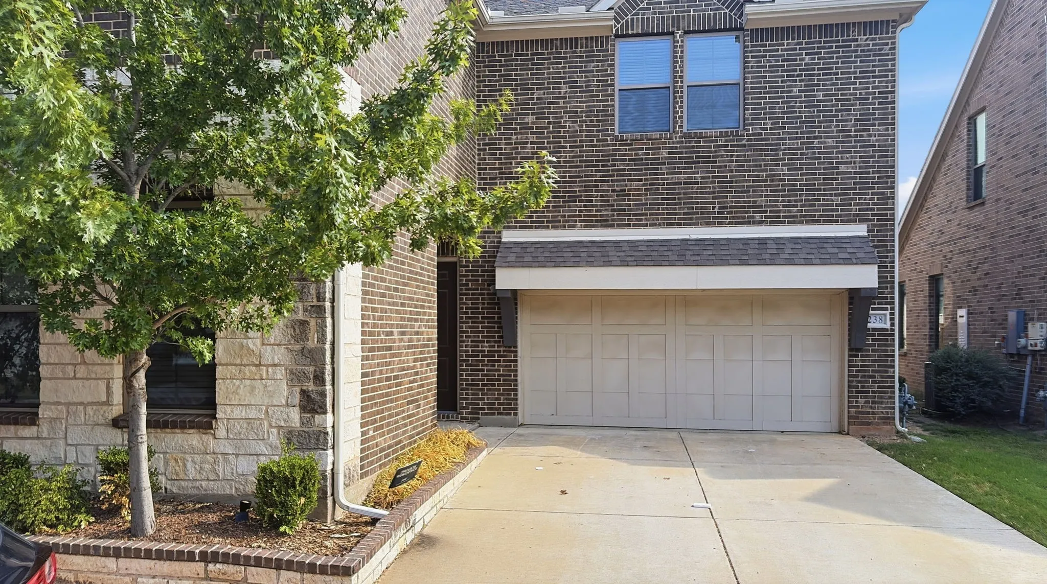 Single Family Residence For Rent in Dallas County , 238 Woodson Street, Irving, Texas 75063, 4 Bedroom, 3 Bathroom, 2 Garage spaces, 2,356 Sqft, built in 2020, mls#21379253, Real Estate Agent in Irving, Homes For Rent in Dallas county, Homes For Rent in Irving, Realtor in Irving Texas, Real Estate Brokerage Independent Realty Texas, Luminita Cordes Realtor