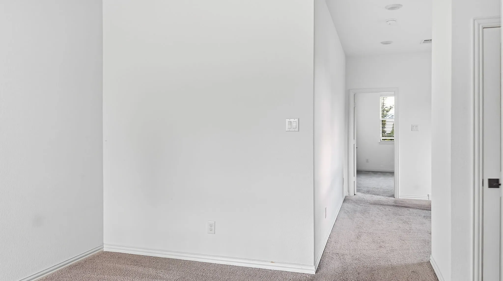 Single Family Residence For Rent in Dallas County , 238 Woodson Street, Irving, Texas 75063, 4 Bedroom, 3 Bathroom, 2 Garage spaces, 2,356 Sqft, built in 2020, mls#21379253, Real Estate Agent in Irving, Homes For Rent in Dallas county, Homes For Rent in Irving, Realtor in Irving Texas, Real Estate Brokerage Independent Realty Texas, Luminita Cordes Realtor