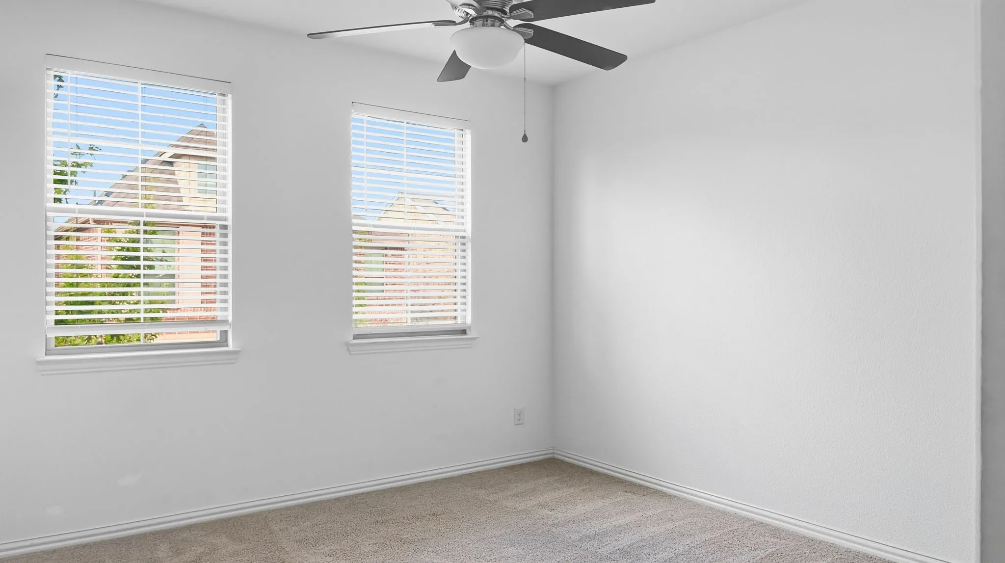 Single Family Residence For Rent in Dallas County , 238 Woodson Street, Irving, Texas 75063, 4 Bedroom, 3 Bathroom, 2 Garage spaces, 2,356 Sqft, built in 2020, mls#21379253, Real Estate Agent in Irving, Homes For Rent in Dallas county, Homes For Rent in Irving, Realtor in Irving Texas, Real Estate Brokerage Independent Realty Texas, Luminita Cordes Realtor