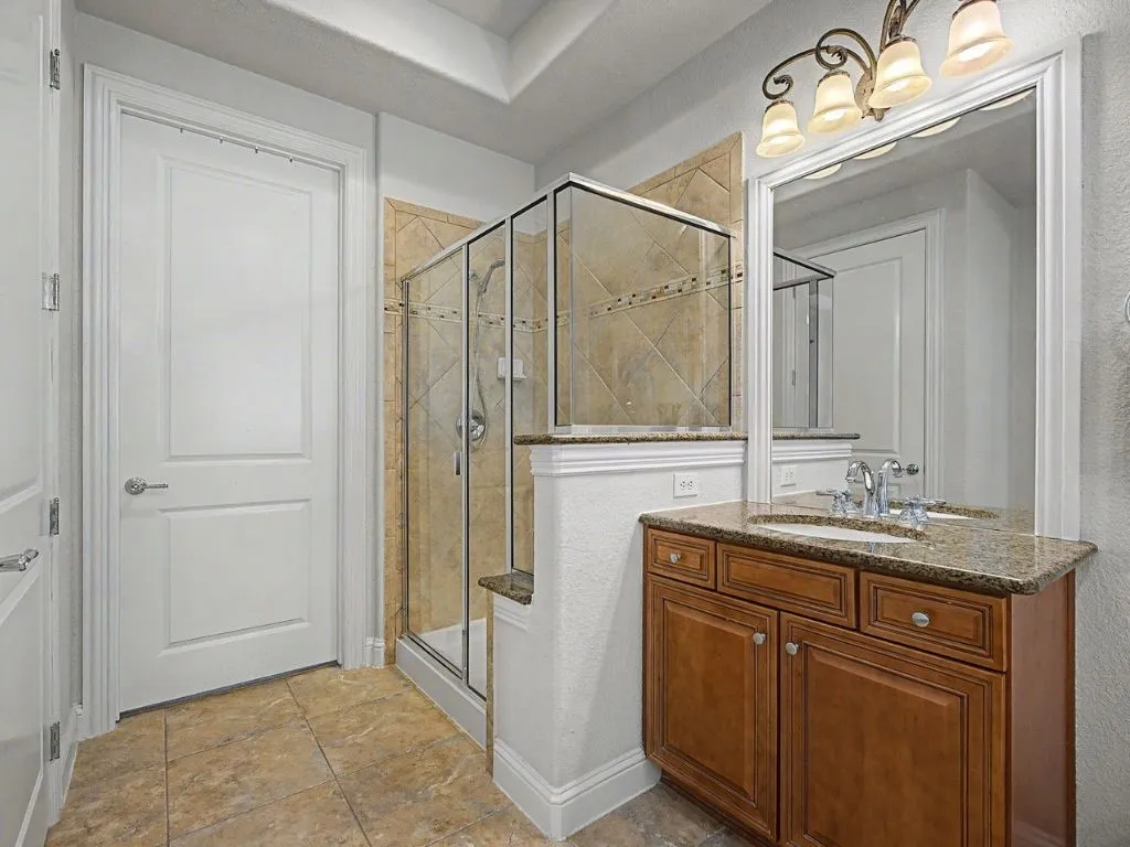 Shower with bench
