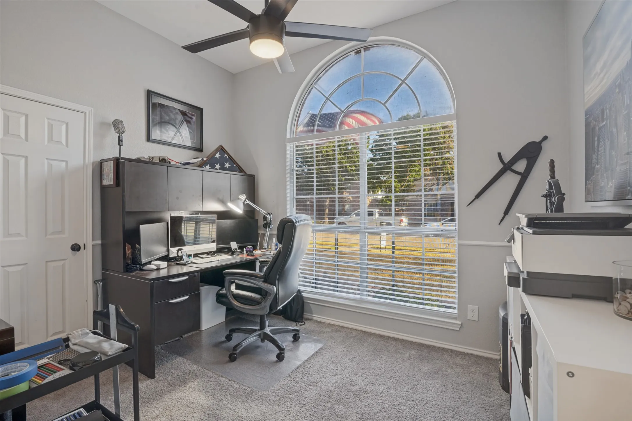 Single Family Residence For Sale in Dallas County , 8317 Trail Lake Drive, Rowlett, Texas 75088, 4 Bedroom, 2 Bathroom, 2 Garage spaces, 1,998 Sqft, built in 1990, mls#21378917, Real Estate Agent in Rowlett, Homes For Sale in Dallas county, Homes For Sale in Rowlett, Realtor in Rowlett Texas, Real Estate Brokerage Independent Realty Texas, Luminita Cordes Realtor