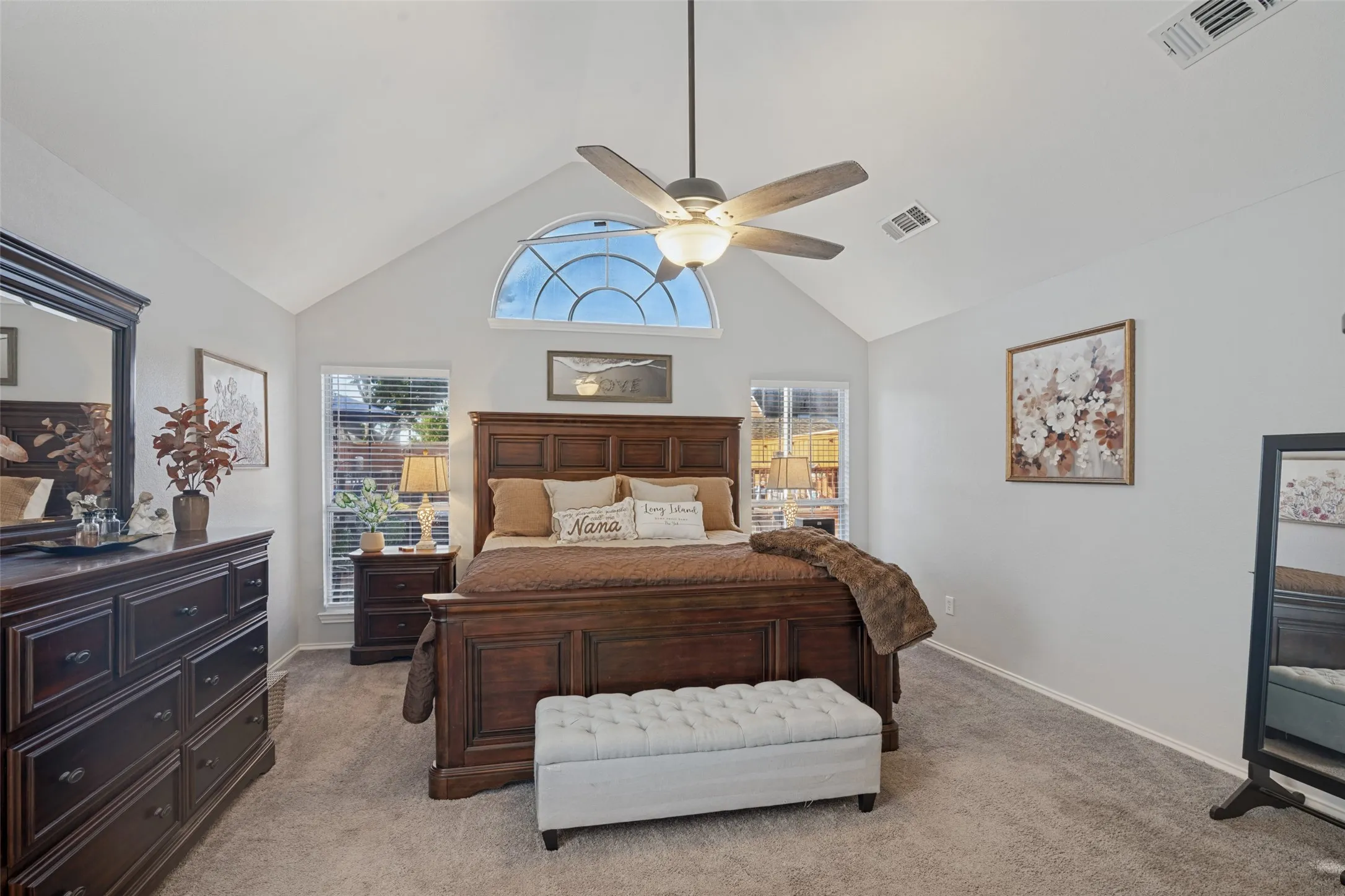 Single Family Residence For Sale in Dallas County , 8317 Trail Lake Drive, Rowlett, Texas 75088, 4 Bedroom, 2 Bathroom, 2 Garage spaces, 1,998 Sqft, built in 1990, mls#21378917, Real Estate Agent in Rowlett, Homes For Sale in Dallas county, Homes For Sale in Rowlett, Realtor in Rowlett Texas, Real Estate Brokerage Independent Realty Texas, Luminita Cordes Realtor
