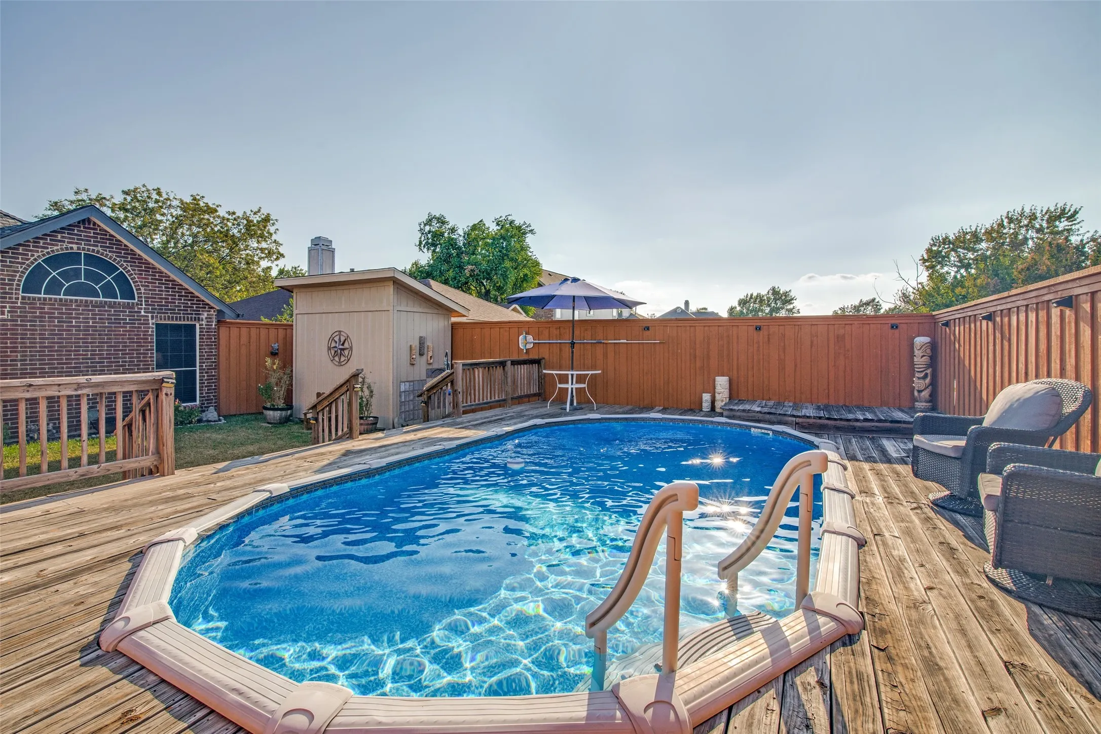 Single Family Residence For Sale in Dallas County , 8317 Trail Lake Drive, Rowlett, Texas 75088, 4 Bedroom, 2 Bathroom, 2 Garage spaces, 1,998 Sqft, built in 1990, mls#21378917, Real Estate Agent in Rowlett, Homes For Sale in Dallas county, Homes For Sale in Rowlett, Realtor in Rowlett Texas, Real Estate Brokerage Independent Realty Texas, Luminita Cordes Realtor