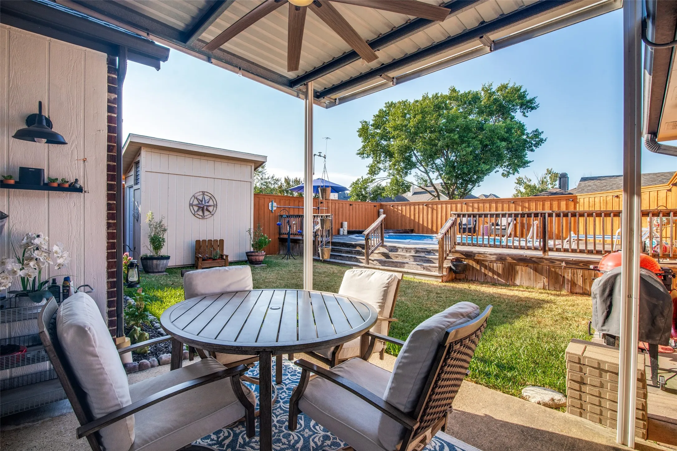 Single Family Residence For Sale in Dallas County , 8317 Trail Lake Drive, Rowlett, Texas 75088, 4 Bedroom, 2 Bathroom, 2 Garage spaces, 1,998 Sqft, built in 1990, mls#21378917, Real Estate Agent in Rowlett, Homes For Sale in Dallas county, Homes For Sale in Rowlett, Realtor in Rowlett Texas, Real Estate Brokerage Independent Realty Texas, Luminita Cordes Realtor
