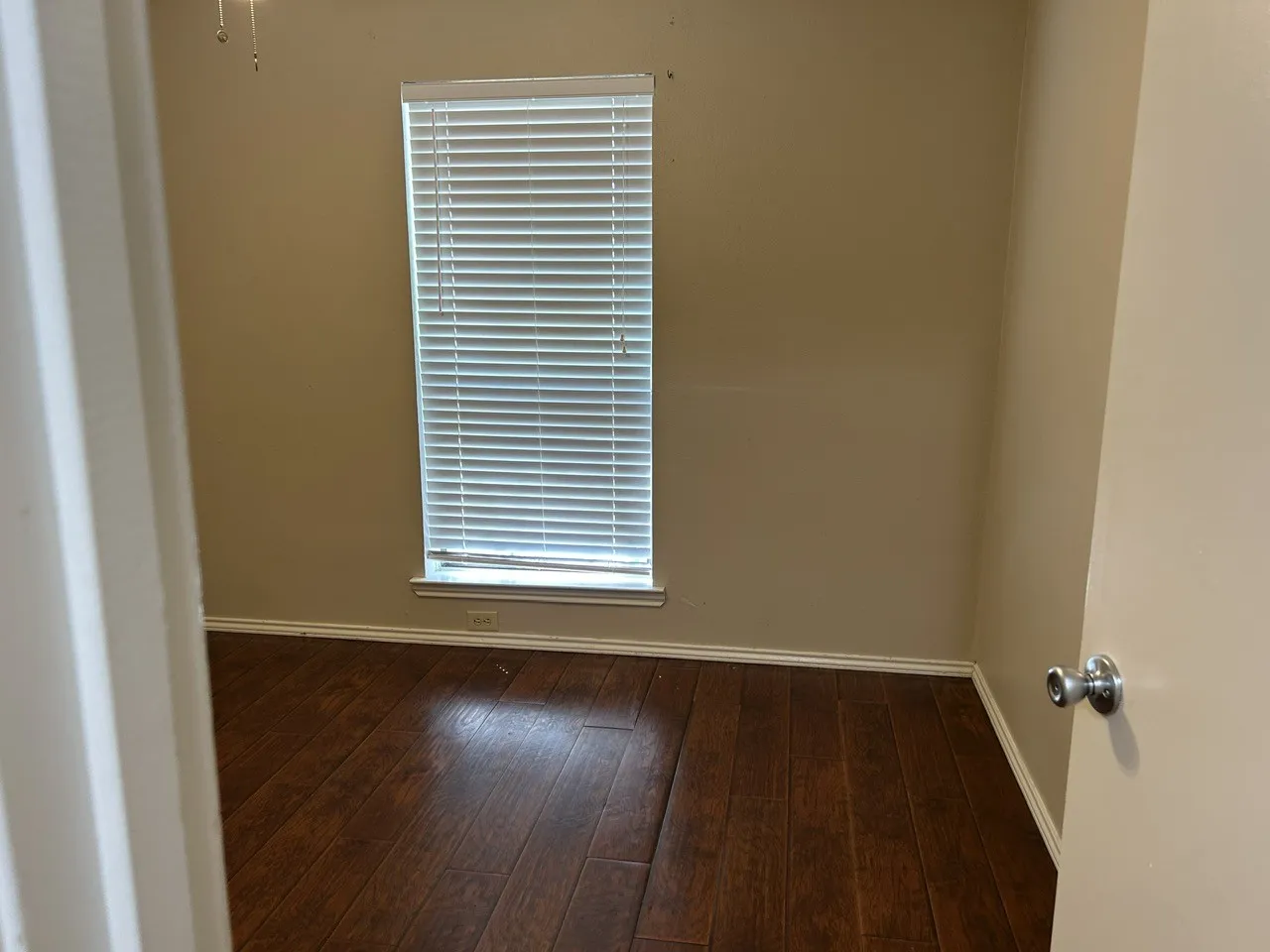 Single Family Residence For Rent in Collin County , 1125 Glyndon Drive, Plano, Texas 75023, 4 Bedroom, 2 Bathroom, 2 Garage spaces, 1,636 Sqft, built in 1982, mls#21379258, Real Estate Agent in Plano, Homes For Rent in Collin county, Homes For Rent in Plano, Realtor in Plano Texas, Real Estate Brokerage Independent Realty Texas, Luminita Cordes Realtor