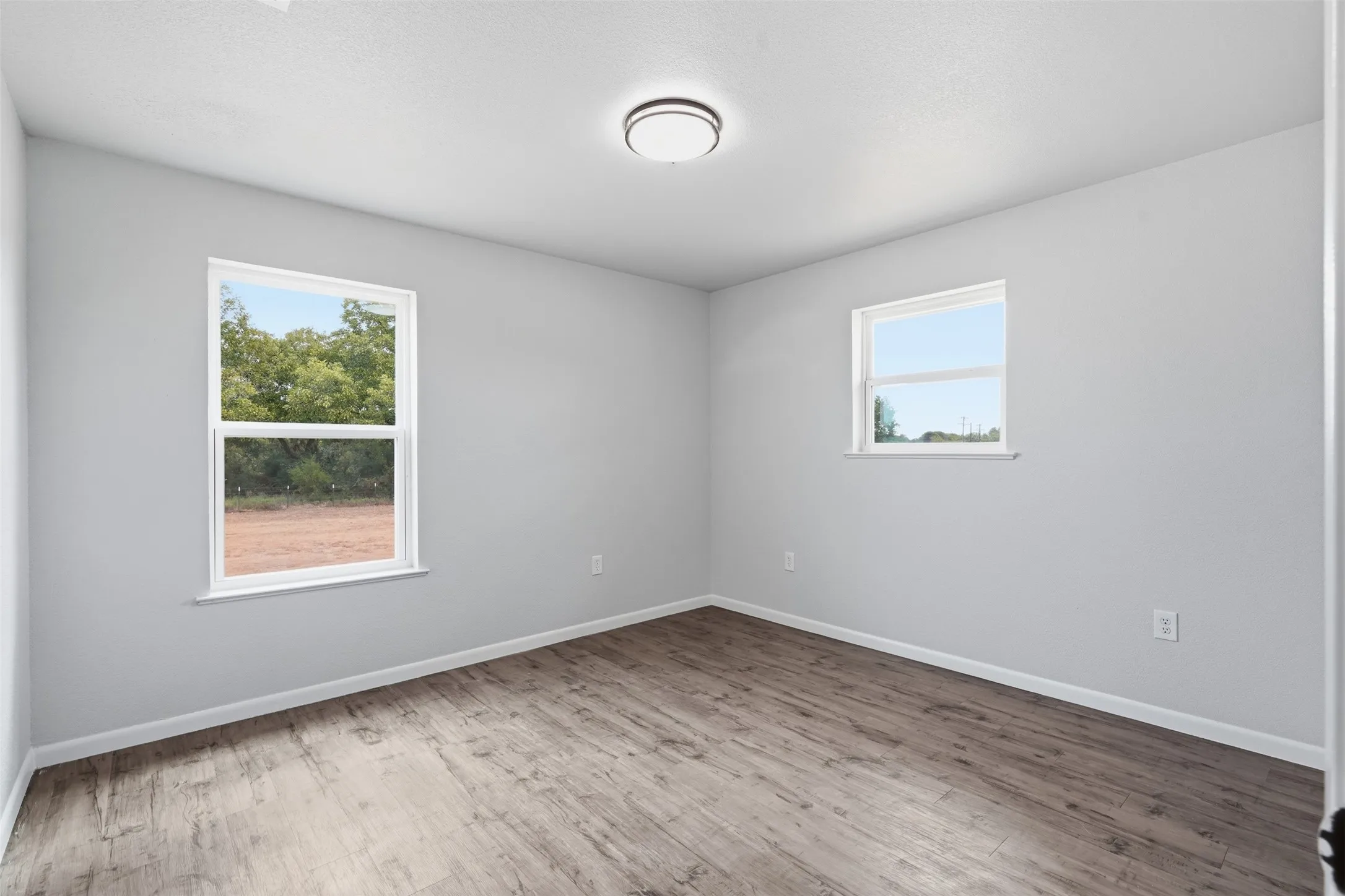 Single Family Residence For Sale in Parker County , 1024 Arbor Vista Drive, Azle, Texas 76020, 3 Bedroom, 2 Bathroom, 2 Garage spaces, 1,515 Sqft, built in 1973, mls#21378993, Real Estate Agent in Azle, Homes For Sale in Parker county, Homes For Sale in Azle, Realtor in Azle Texas, Real Estate Brokerage Independent Realty Texas, Luminita Cordes Realtor