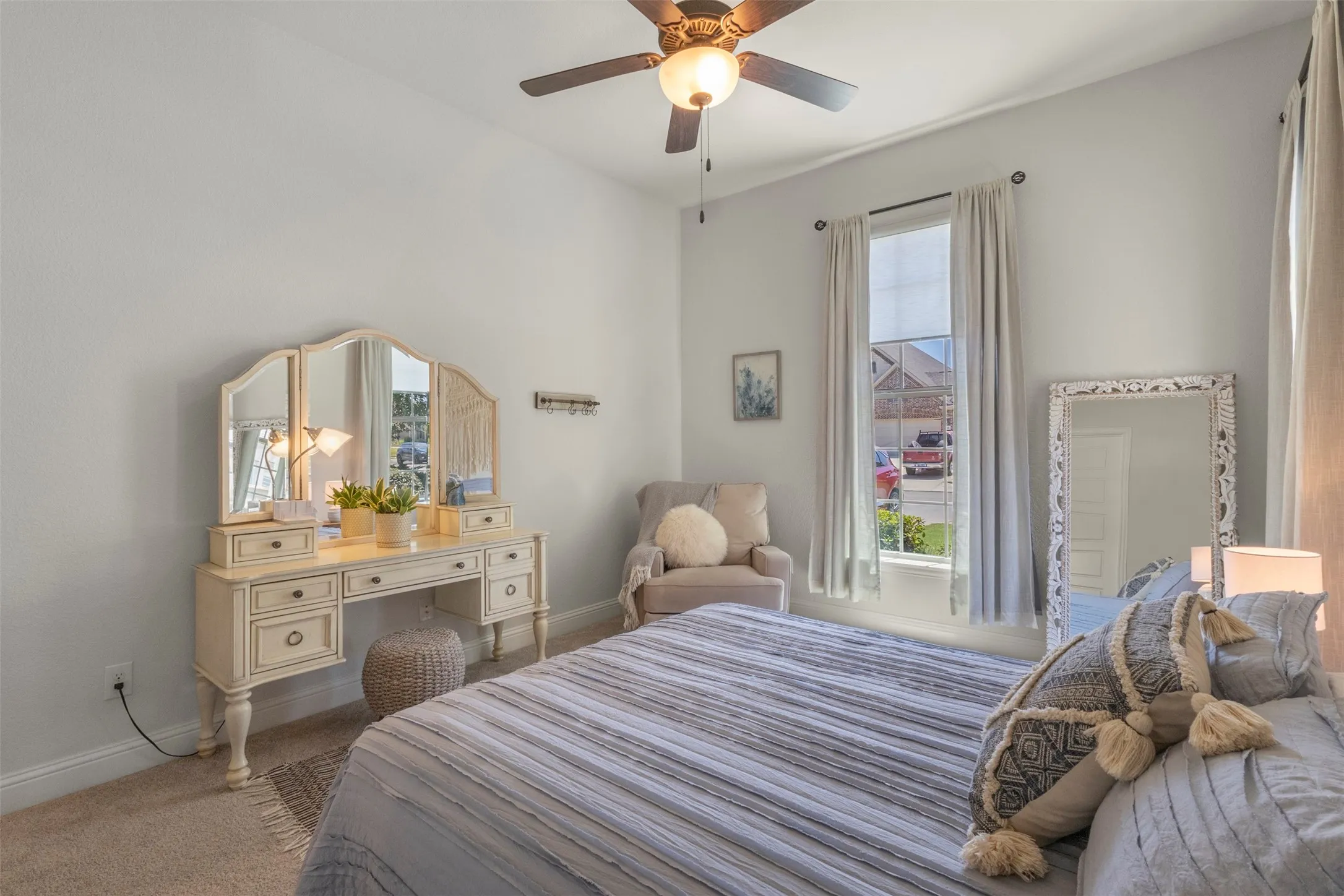 Single Family Residence For Sale in Tarrant County , 1228 Marigold Lane, Haslet, Texas 76052, 4 Bedroom, 4 Bathroom, 3 Garage spaces, 3,687 Sqft, built in 2019, mls#21378967, Real Estate Agent in Haslet, Homes For Sale in Tarrant county, Homes For Sale in Haslet, Realtor in Haslet Texas, Real Estate Brokerage Independent Realty Texas, Luminita Cordes Realtor
