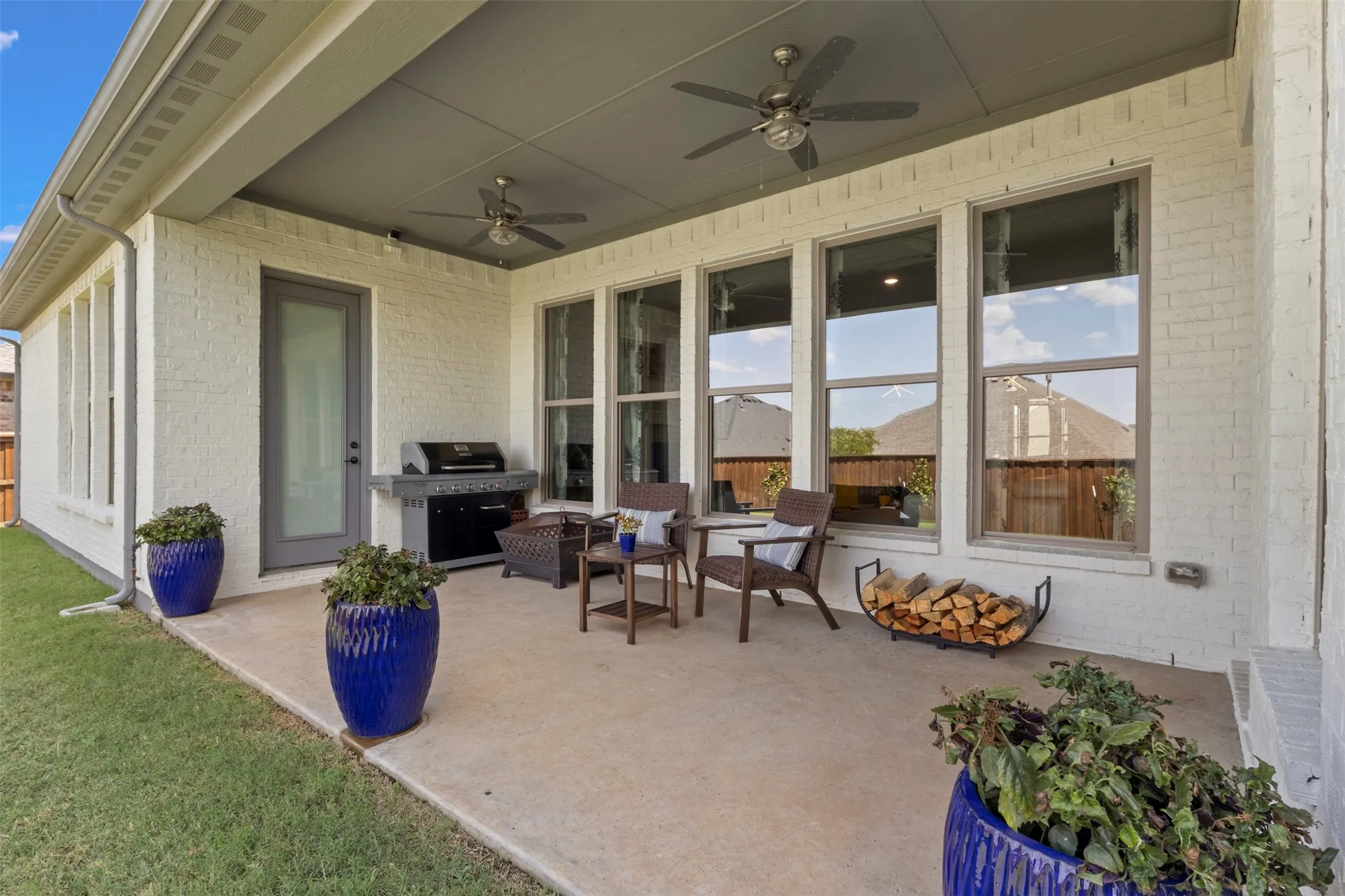 Single Family Residence For Sale in Tarrant County , 1228 Marigold Lane, Haslet, Texas 76052, 4 Bedroom, 4 Bathroom, 3 Garage spaces, 3,687 Sqft, built in 2019, mls#21378967, Real Estate Agent in Haslet, Homes For Sale in Tarrant county, Homes For Sale in Haslet, Realtor in Haslet Texas, Real Estate Brokerage Independent Realty Texas, Luminita Cordes Realtor