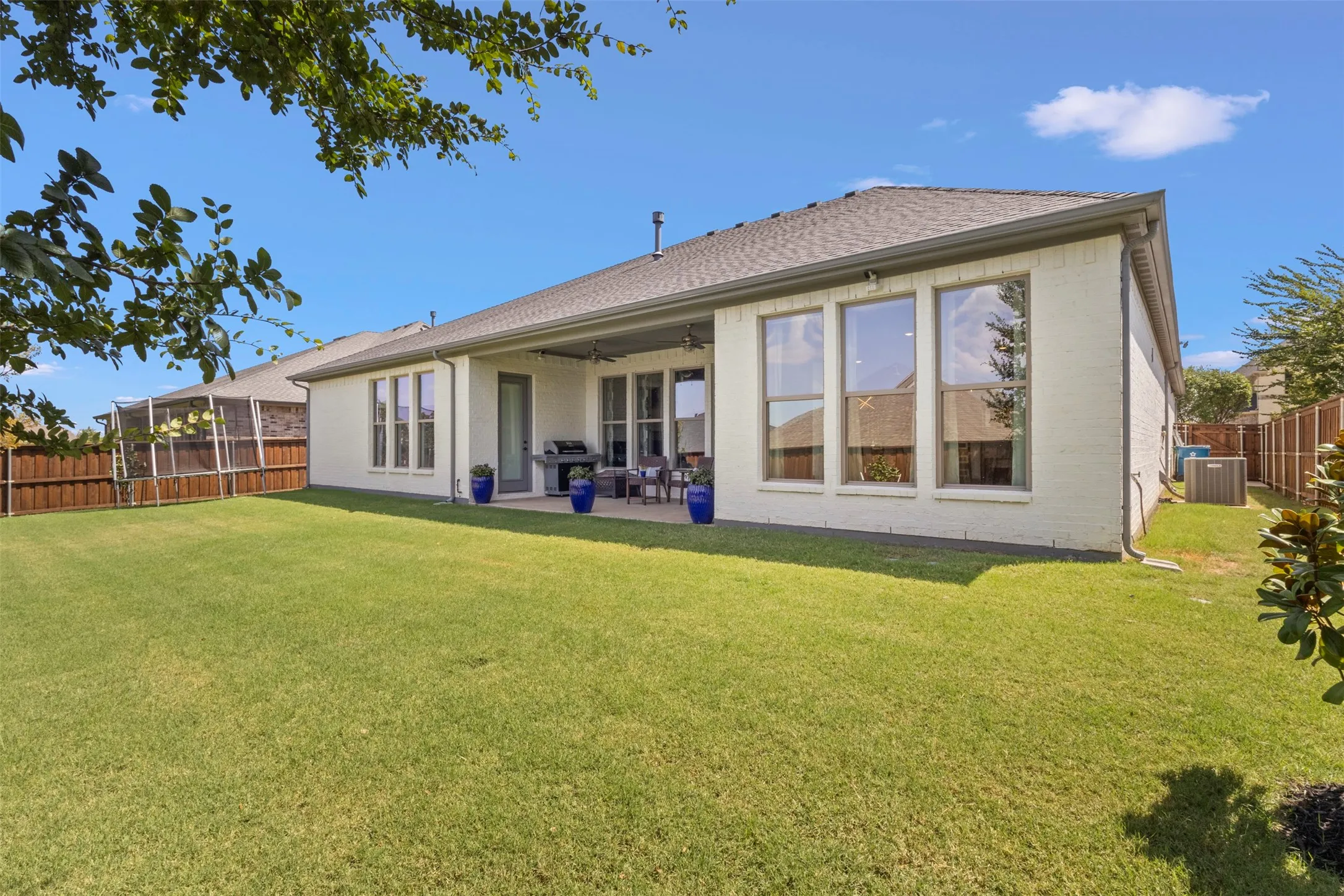 Single Family Residence For Sale in Tarrant County , 1228 Marigold Lane, Haslet, Texas 76052, 4 Bedroom, 4 Bathroom, 3 Garage spaces, 3,687 Sqft, built in 2019, mls#21378967, Real Estate Agent in Haslet, Homes For Sale in Tarrant county, Homes For Sale in Haslet, Realtor in Haslet Texas, Real Estate Brokerage Independent Realty Texas, Luminita Cordes Realtor
