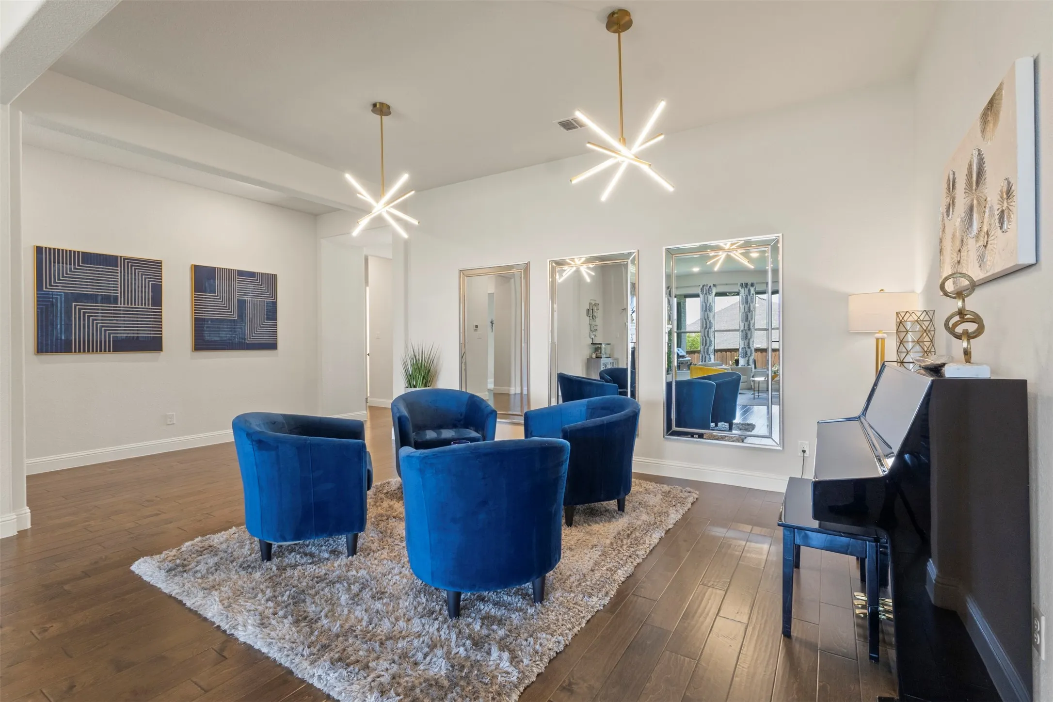 Single Family Residence For Sale in Tarrant County , 1228 Marigold Lane, Haslet, Texas 76052, 4 Bedroom, 4 Bathroom, 3 Garage spaces, 3,687 Sqft, built in 2019, mls#21378967, Real Estate Agent in Haslet, Homes For Sale in Tarrant county, Homes For Sale in Haslet, Realtor in Haslet Texas, Real Estate Brokerage Independent Realty Texas, Luminita Cordes Realtor