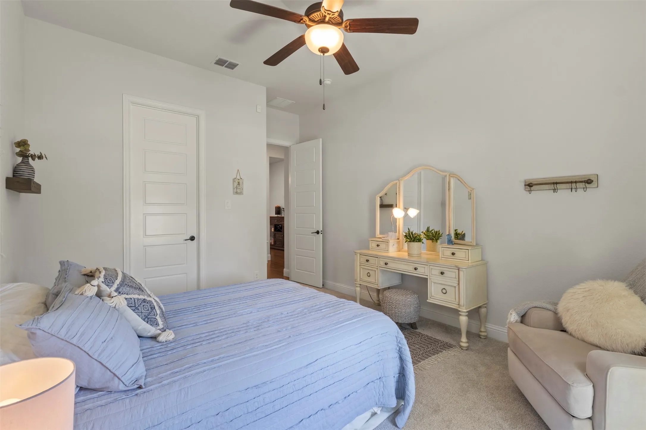 Single Family Residence For Sale in Tarrant County , 1228 Marigold Lane, Haslet, Texas 76052, 4 Bedroom, 4 Bathroom, 3 Garage spaces, 3,687 Sqft, built in 2019, mls#21378967, Real Estate Agent in Haslet, Homes For Sale in Tarrant county, Homes For Sale in Haslet, Realtor in Haslet Texas, Real Estate Brokerage Independent Realty Texas, Luminita Cordes Realtor