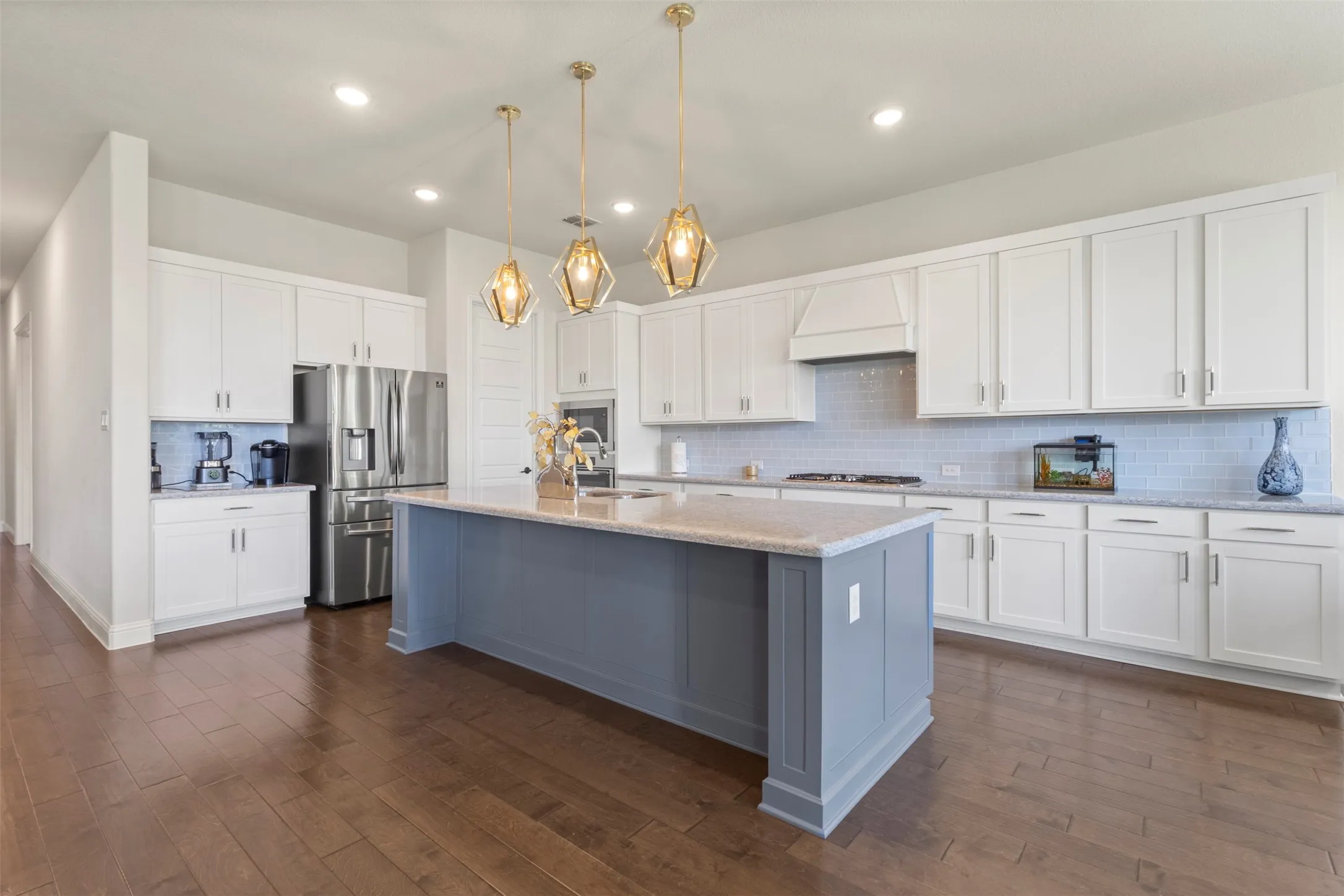 Single Family Residence For Sale in Tarrant County , 1228 Marigold Lane, Haslet, Texas 76052, 4 Bedroom, 4 Bathroom, 3 Garage spaces, 3,687 Sqft, built in 2019, mls#21378967, Real Estate Agent in Haslet, Homes For Sale in Tarrant county, Homes For Sale in Haslet, Realtor in Haslet Texas, Real Estate Brokerage Independent Realty Texas, Luminita Cordes Realtor