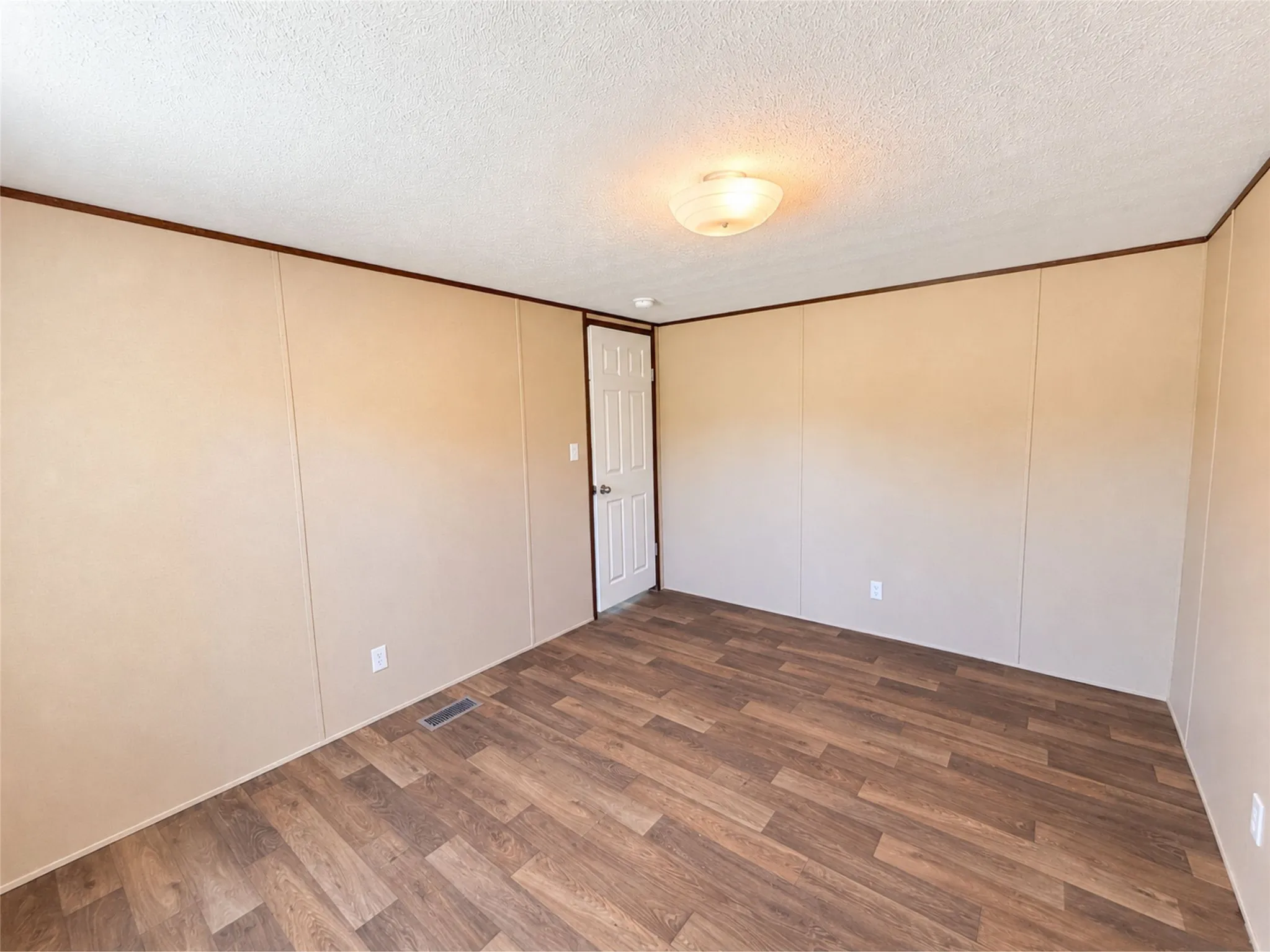 Manufactured Home For Sale in Hunt County , 256 County Road 3101, Greenville, Texas 75402, 3 Bedroom, 2 Bathroom, Garage spaces, 1,564 Sqft, built in 2023, mls#21379252, Real Estate Agent in Greenville, Homes For Sale in Hunt county, Homes For Sale in Greenville, Realtor in Greenville Texas, Real Estate Brokerage Independent Realty Texas, Luminita Cordes Realtor