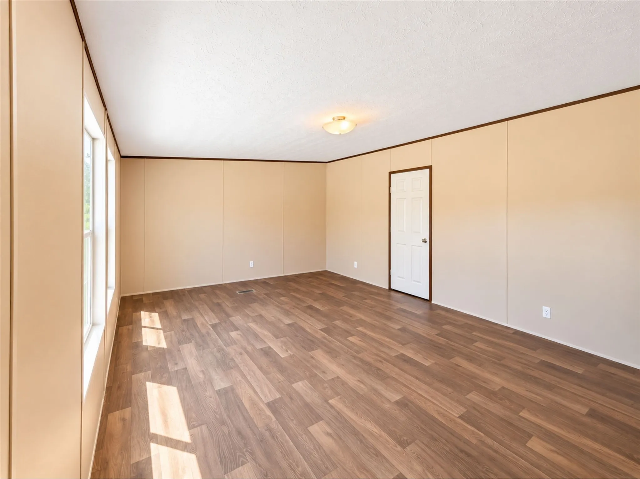 Manufactured Home For Sale in Hunt County , 256 County Road 3101, Greenville, Texas 75402, 3 Bedroom, 2 Bathroom, Garage spaces, 1,564 Sqft, built in 2023, mls#21379252, Real Estate Agent in Greenville, Homes For Sale in Hunt county, Homes For Sale in Greenville, Realtor in Greenville Texas, Real Estate Brokerage Independent Realty Texas, Luminita Cordes Realtor