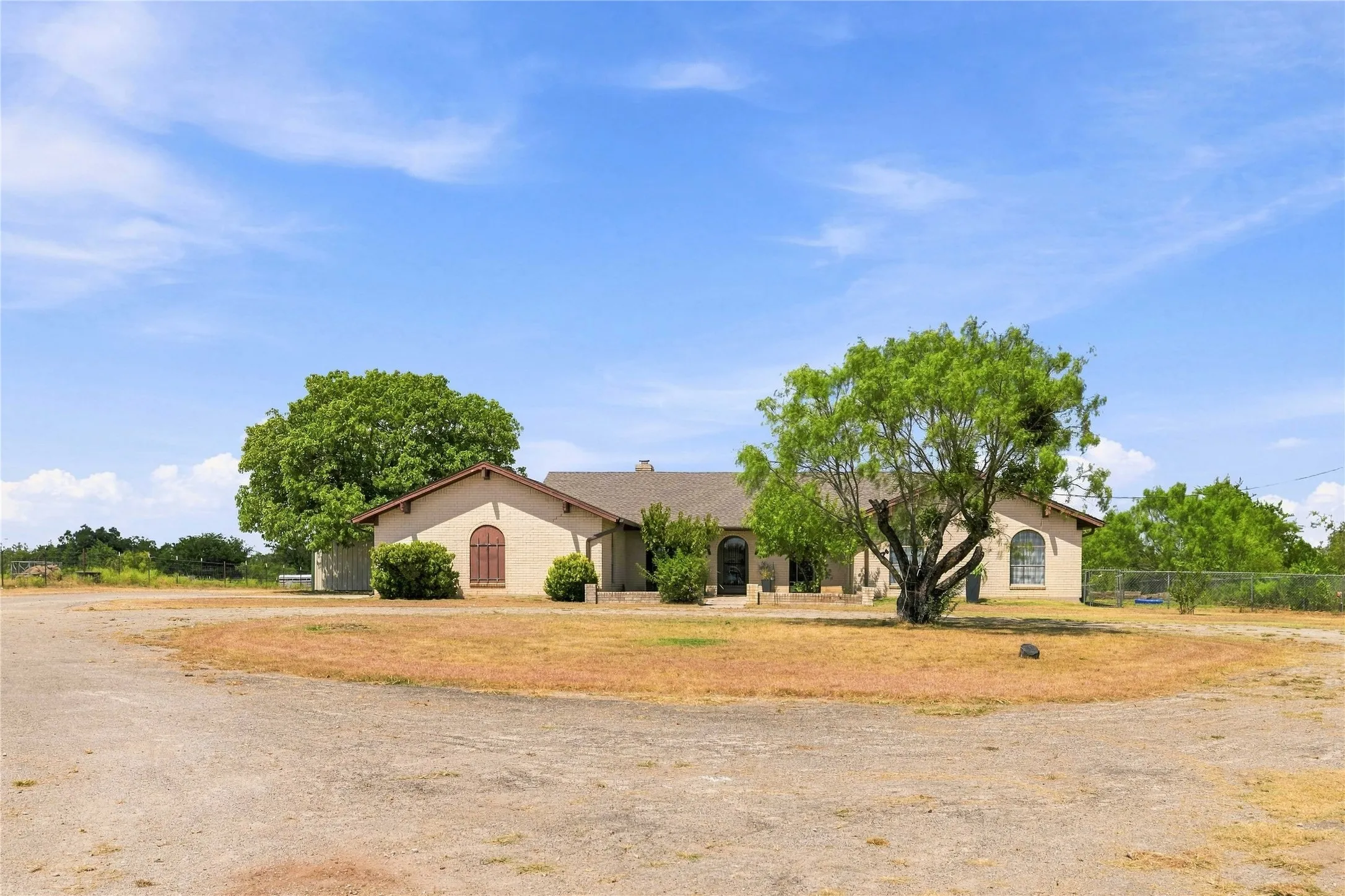 Single Family Residence For Sale in Brown County , 8351 Highway 84-183 E, Zephyr, Texas 76890, 4 Bedroom, 2 Bathroom, 2 Garage spaces, 2,555 Sqft, built in 0, mls#21378215, Real Estate Agent in Zephyr, Homes For Sale in Brown county, Homes For Sale in Zephyr, Realtor in Zephyr Texas, Real Estate Brokerage Independent Realty Texas, Luminita Cordes Realtor